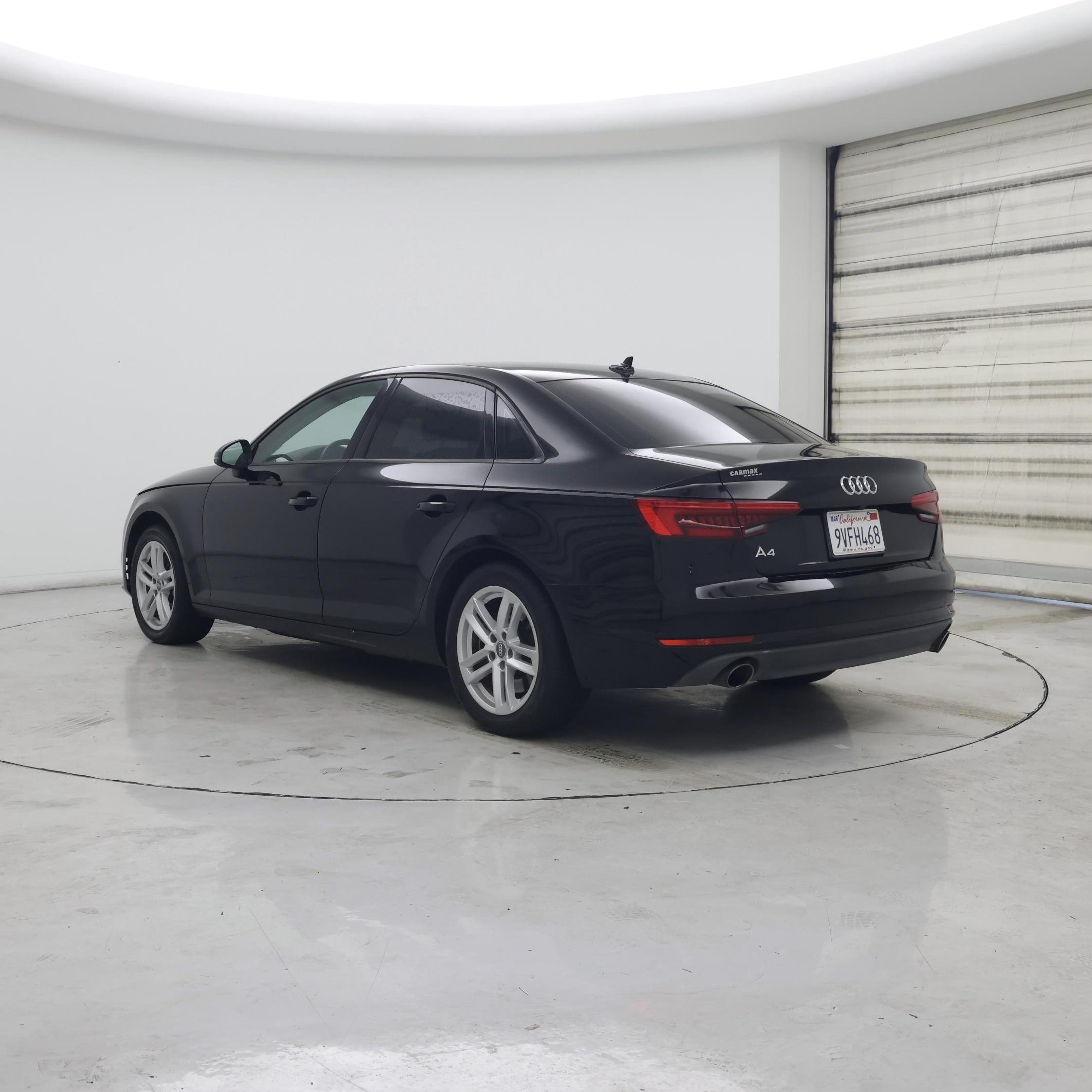 Thumbnail: 2017 Audi A4 - 2