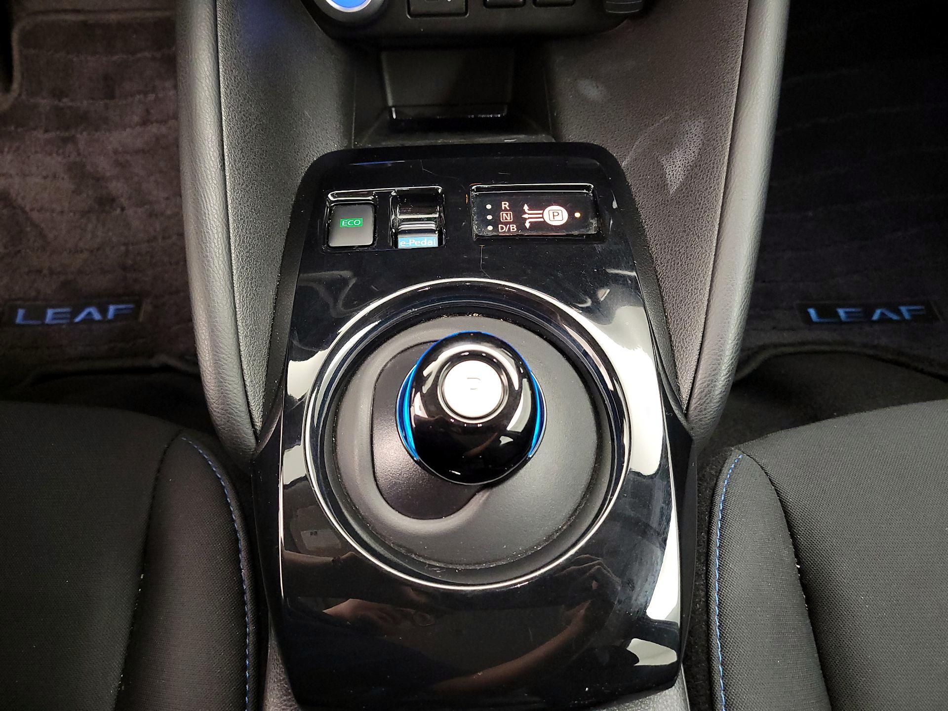 Thumbnail: 2024 Nissan Leaf - 18