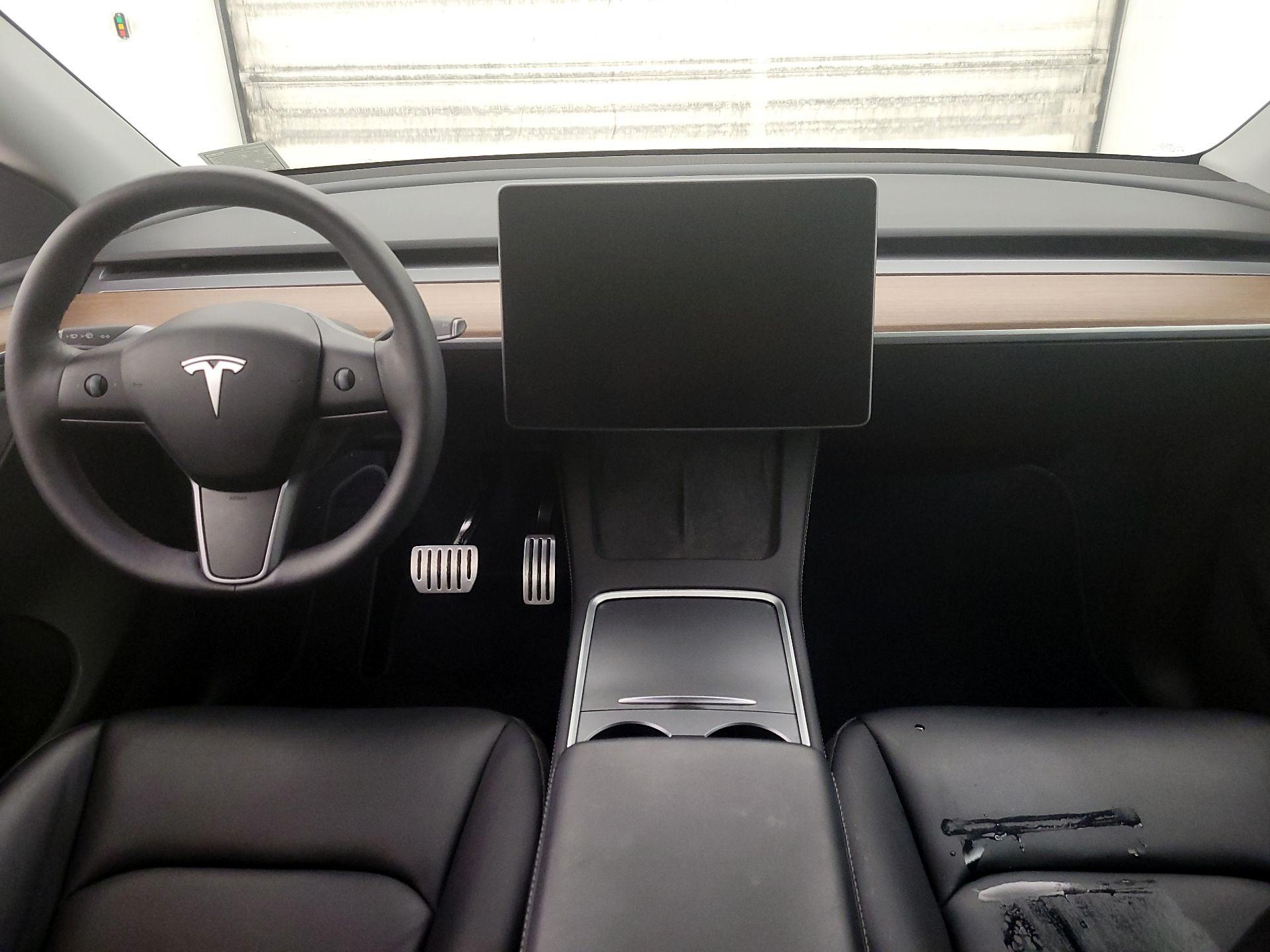 Thumbnail: 2024 Tesla Model Y - 9