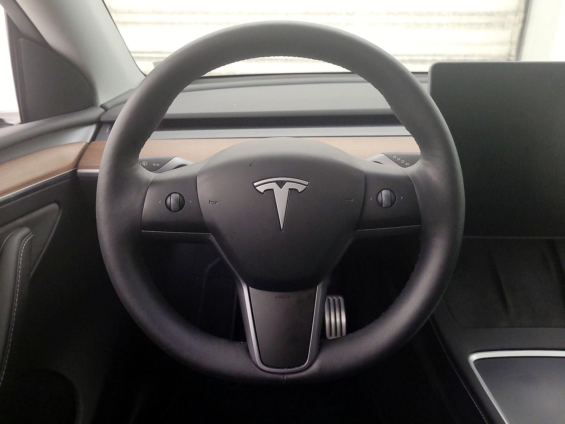 Thumbnail: 2024 Tesla Model Y - 10