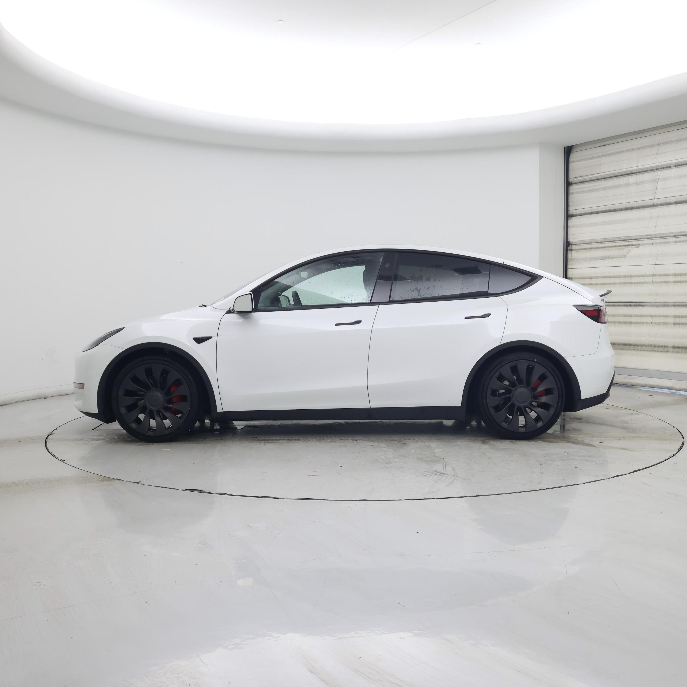 Thumbnail: 2024 Tesla Model Y - 3