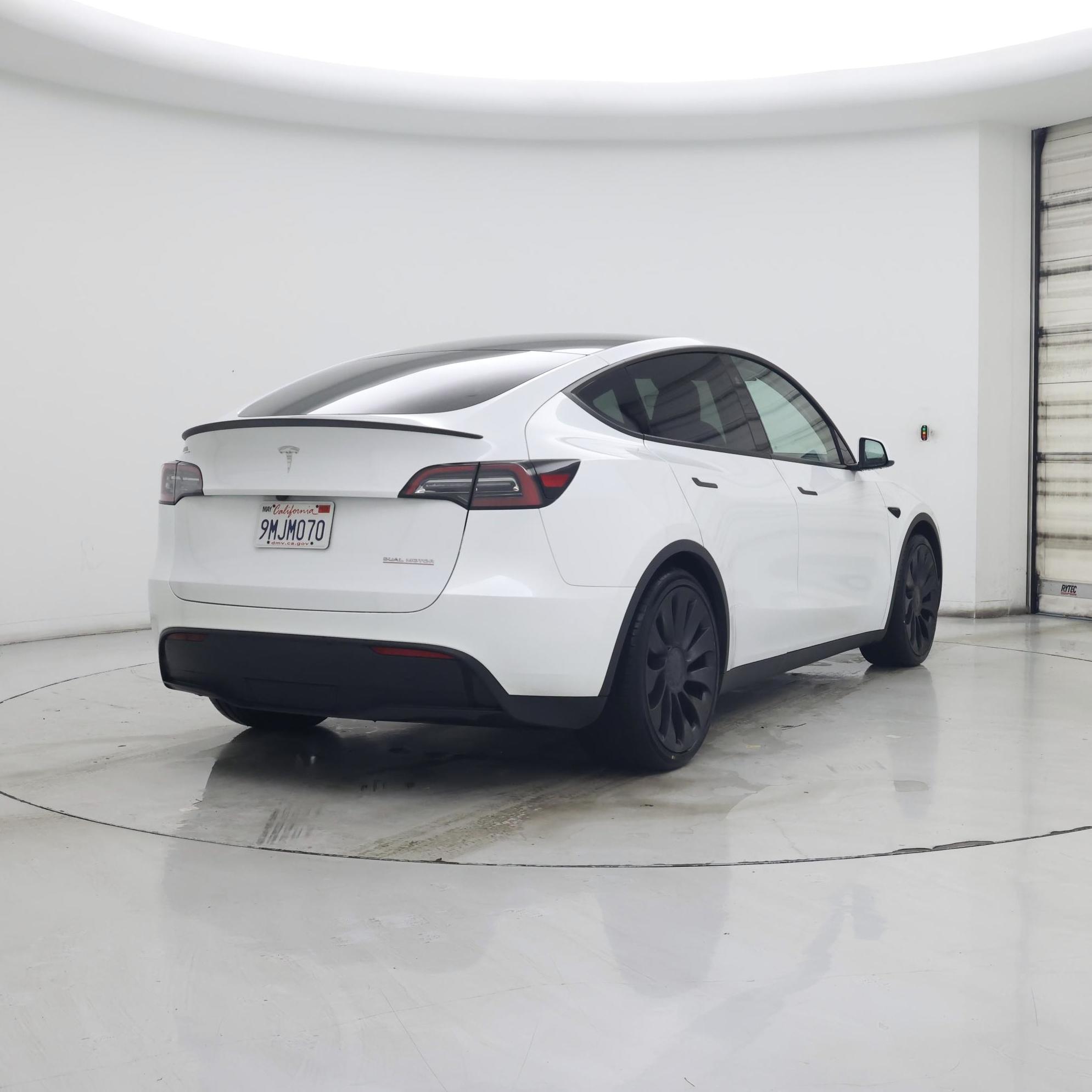 Thumbnail: 2024 Tesla Model Y - 8