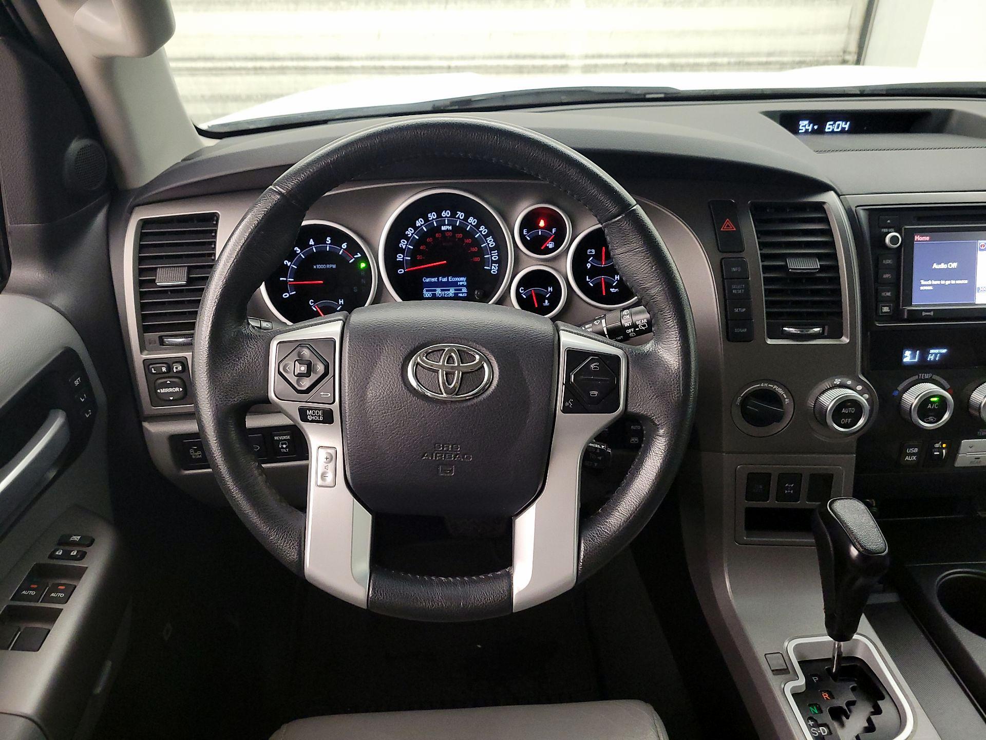 Thumbnail: 2016 Toyota Sequoia - 10