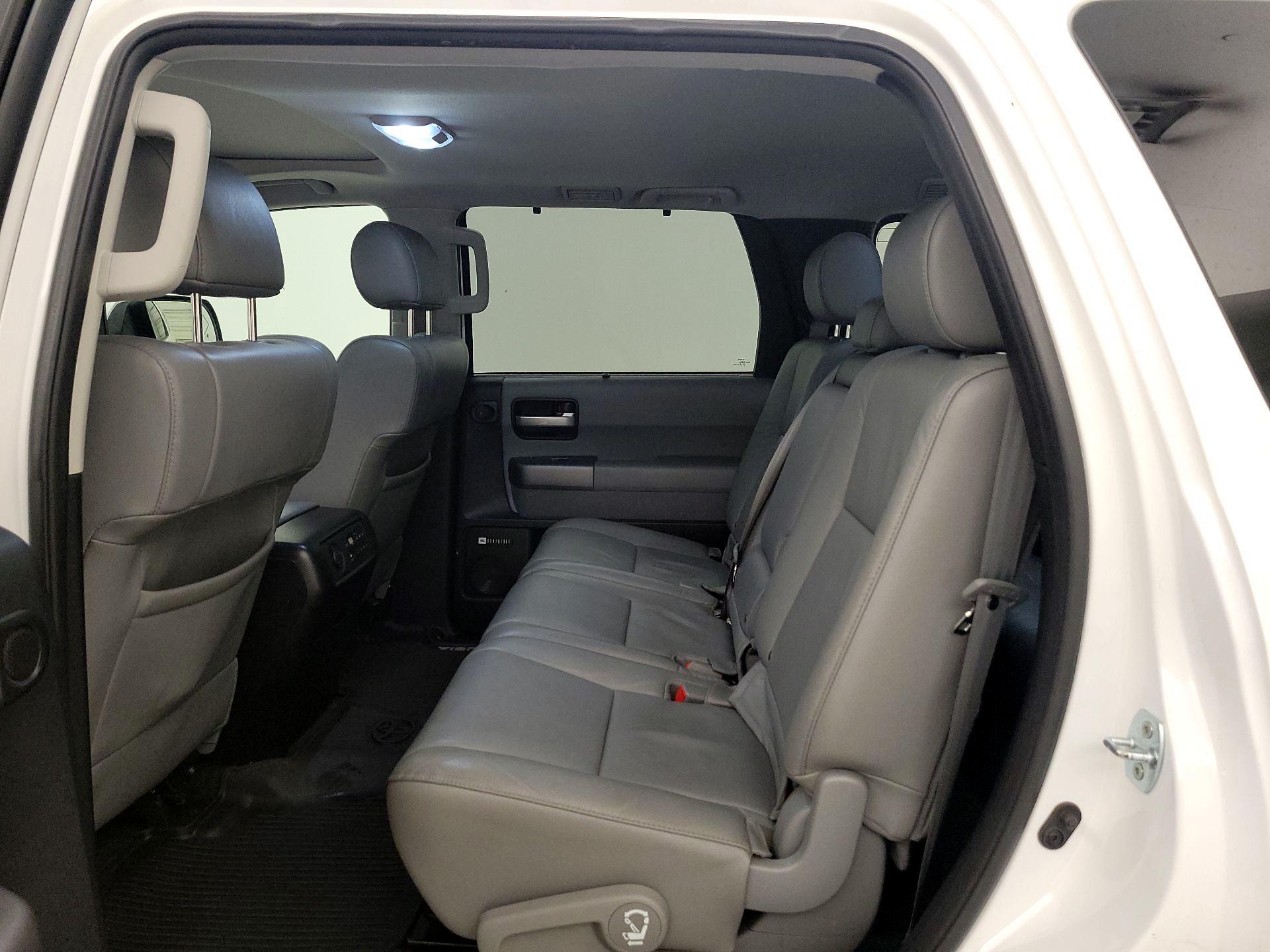 Thumbnail: 2016 Toyota Sequoia - 20