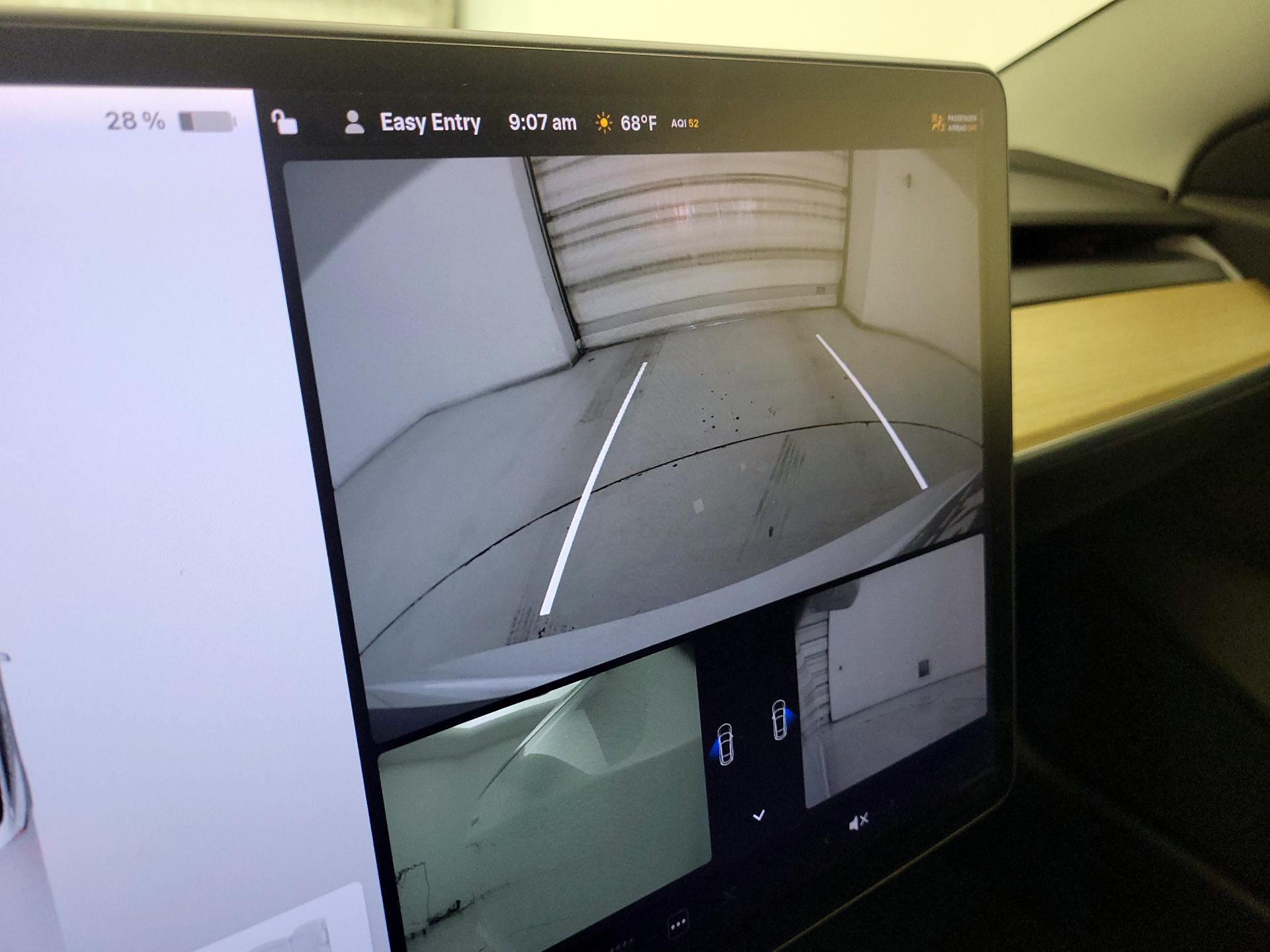 Thumbnail: 2019 Tesla Model 3 - 14