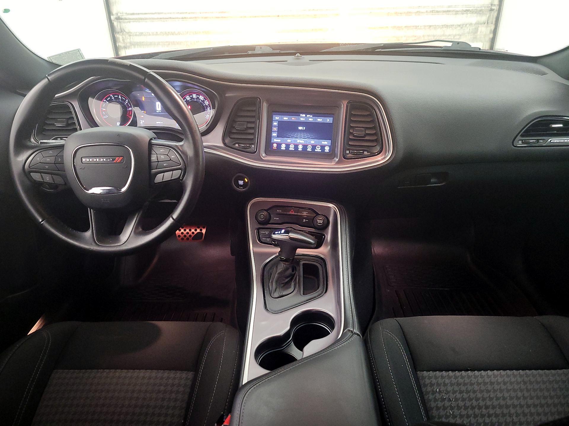 Thumbnail: 2019 Dodge Challenger - 9