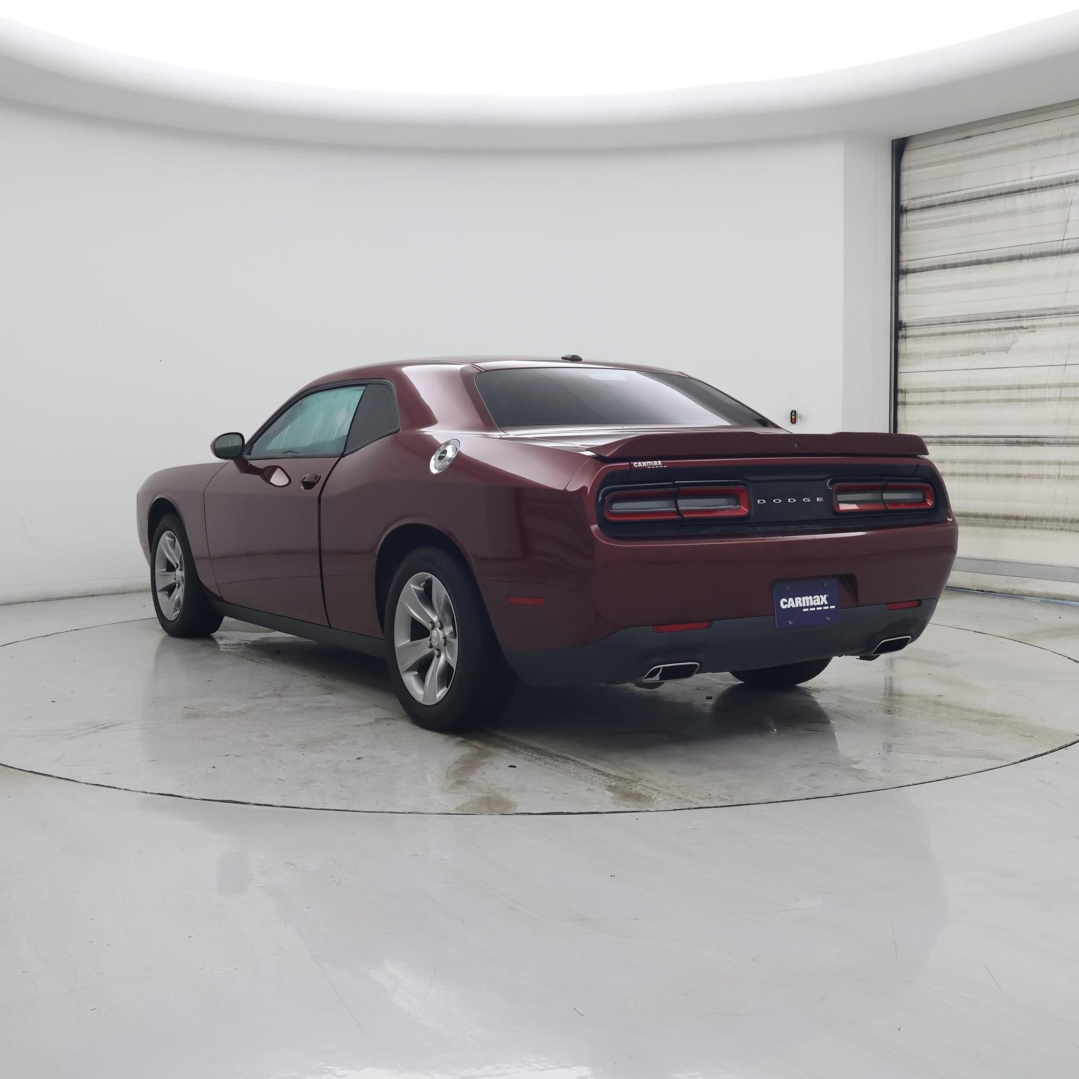 Thumbnail: 2019 Dodge Challenger - 2