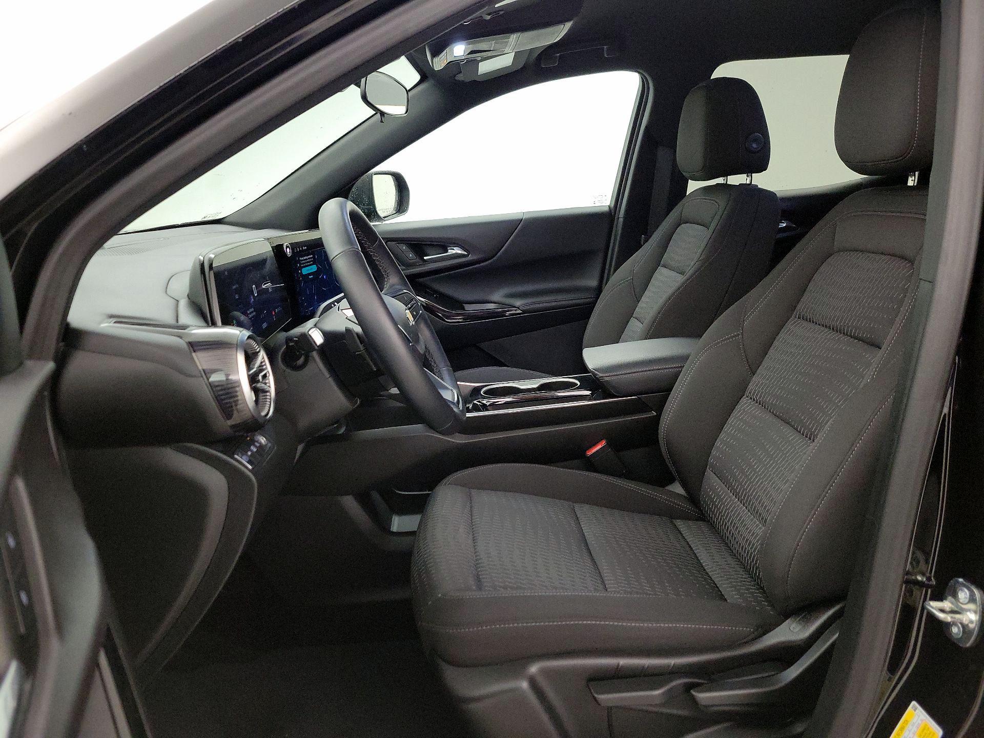 Thumbnail: 2025 Chevrolet Equinox - 11