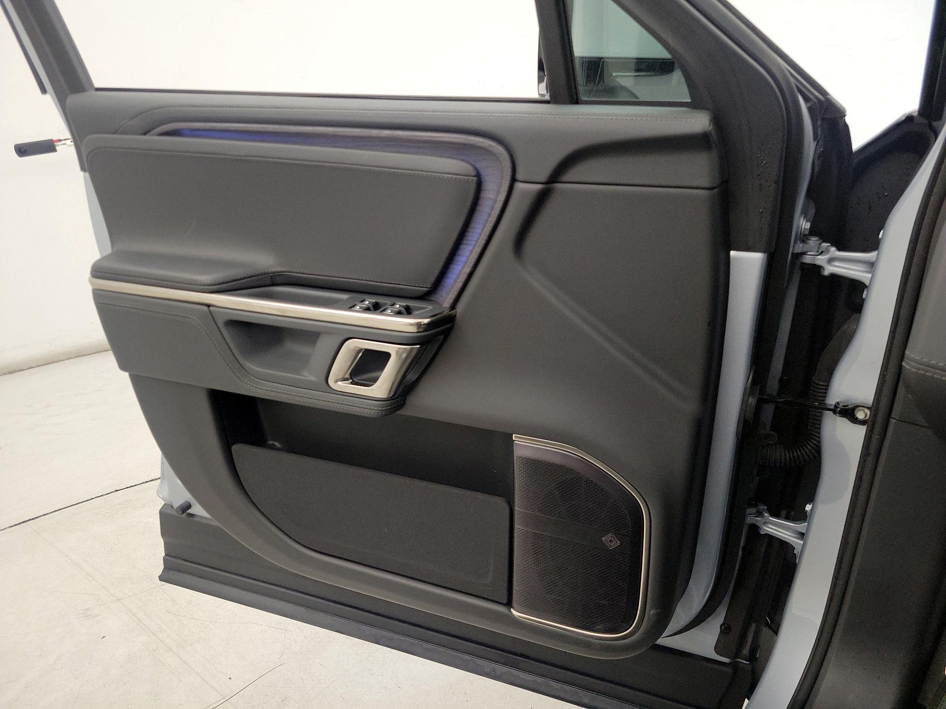 Thumbnail: 2023 Rivian R1S - 12