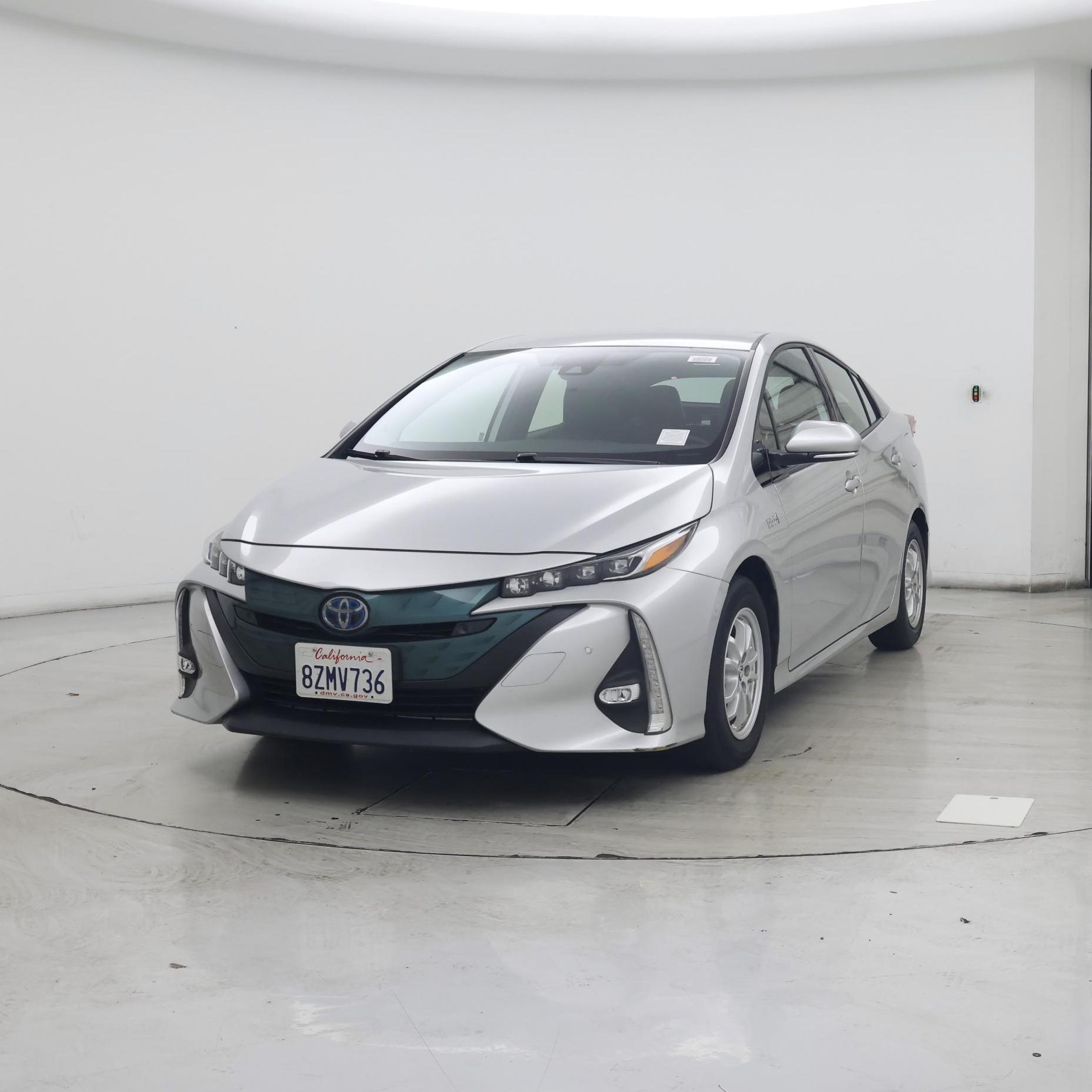 Thumbnail: 2020 Toyota Prius Prime - 4