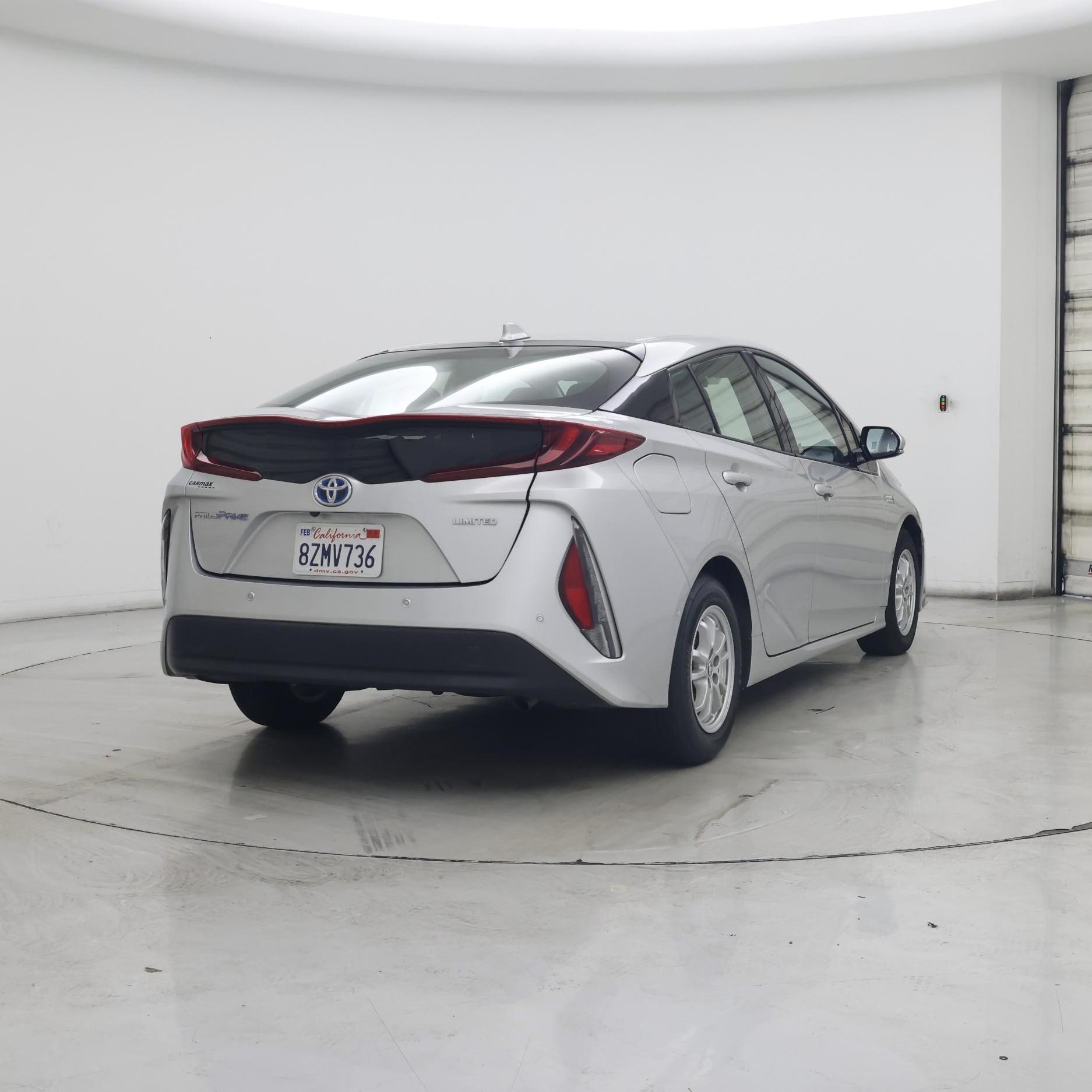 Thumbnail: 2020 Toyota Prius Prime - 8