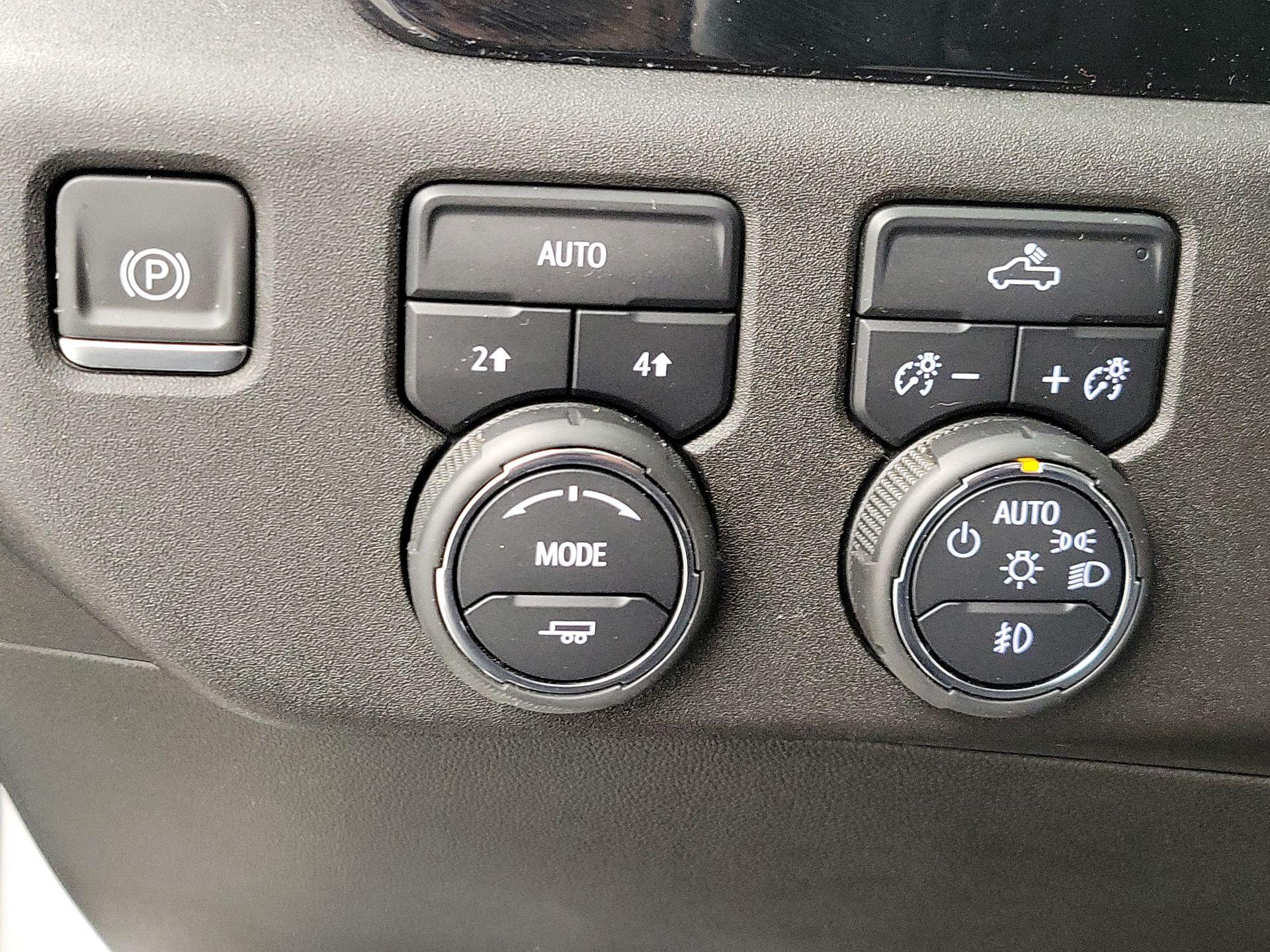 Thumbnail: 2024 Chevrolet Silverado 1500 - 13