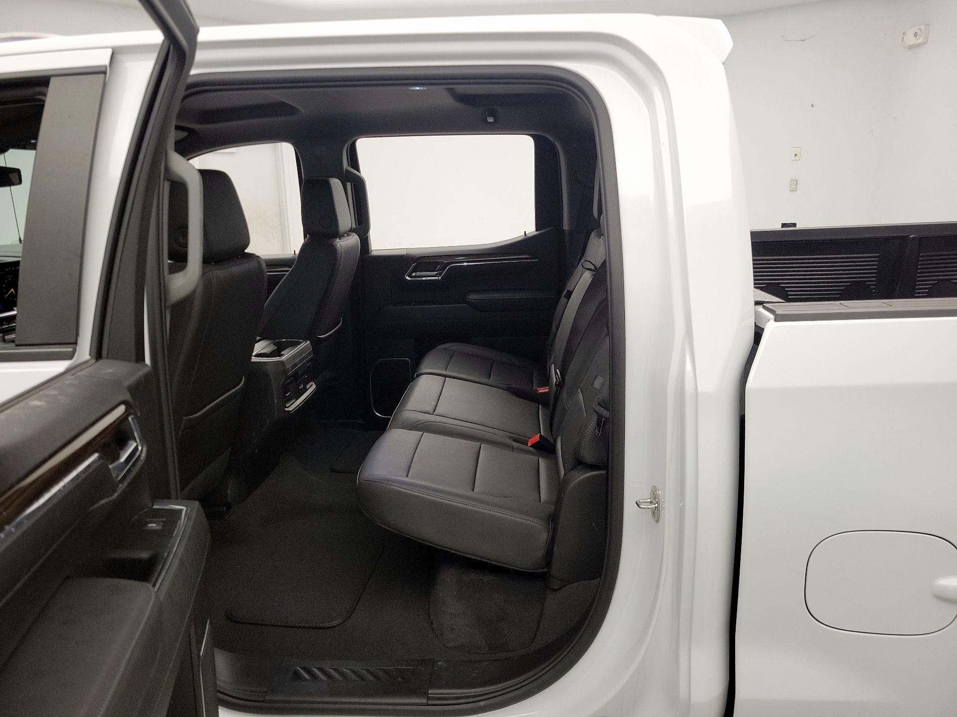 Thumbnail: 2024 Chevrolet Silverado 1500 - 19