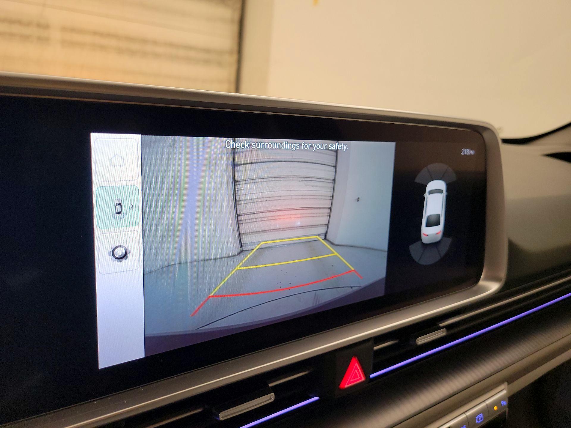 Thumbnail: 2023 Hyundai Ioniq 6 - 14