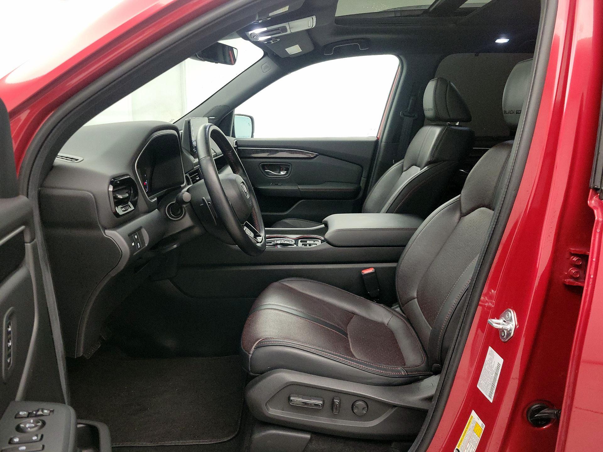 Thumbnail: 2025 Honda Pilot - 11