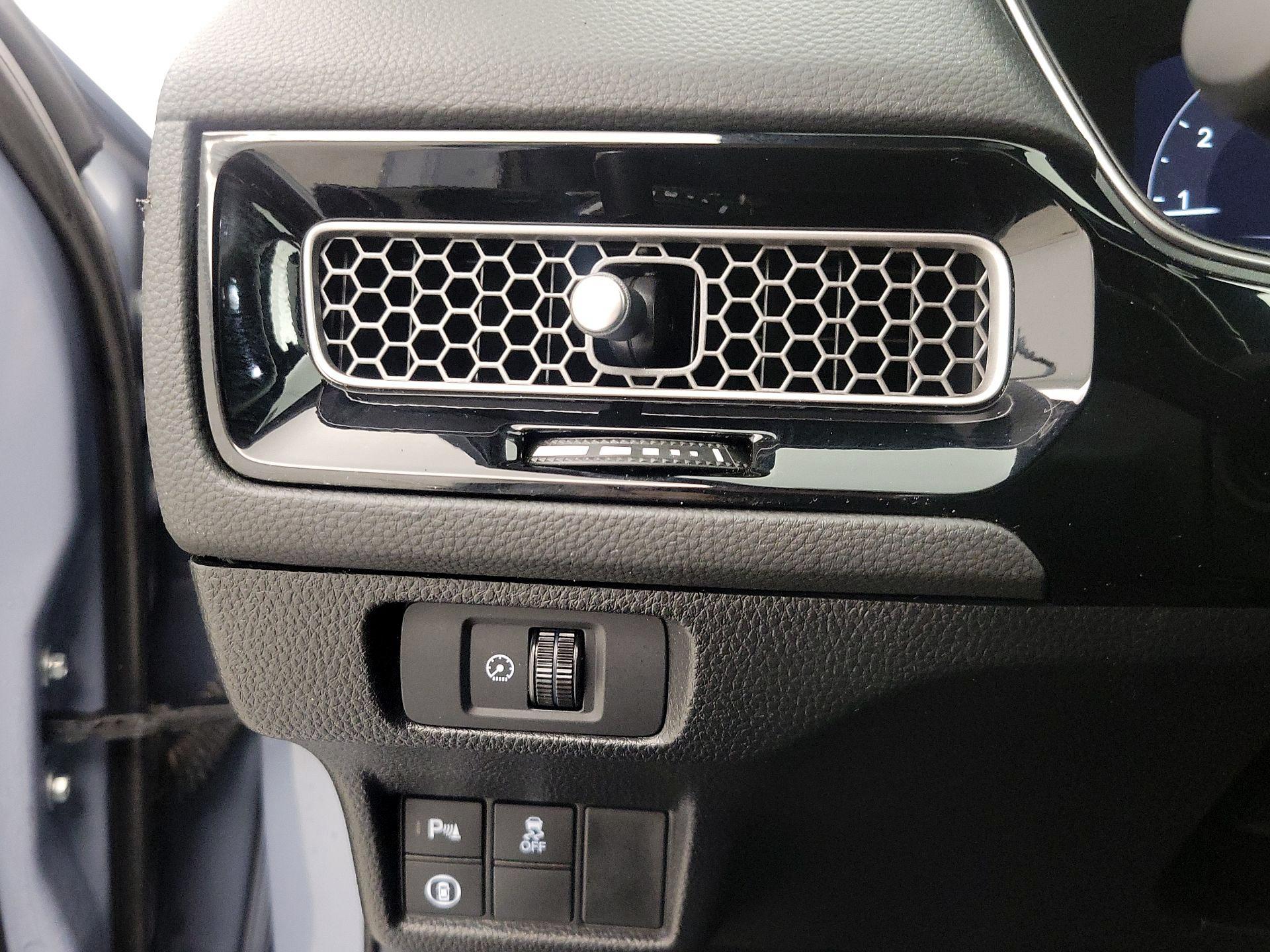 Thumbnail: 2024 Honda Civic - 13