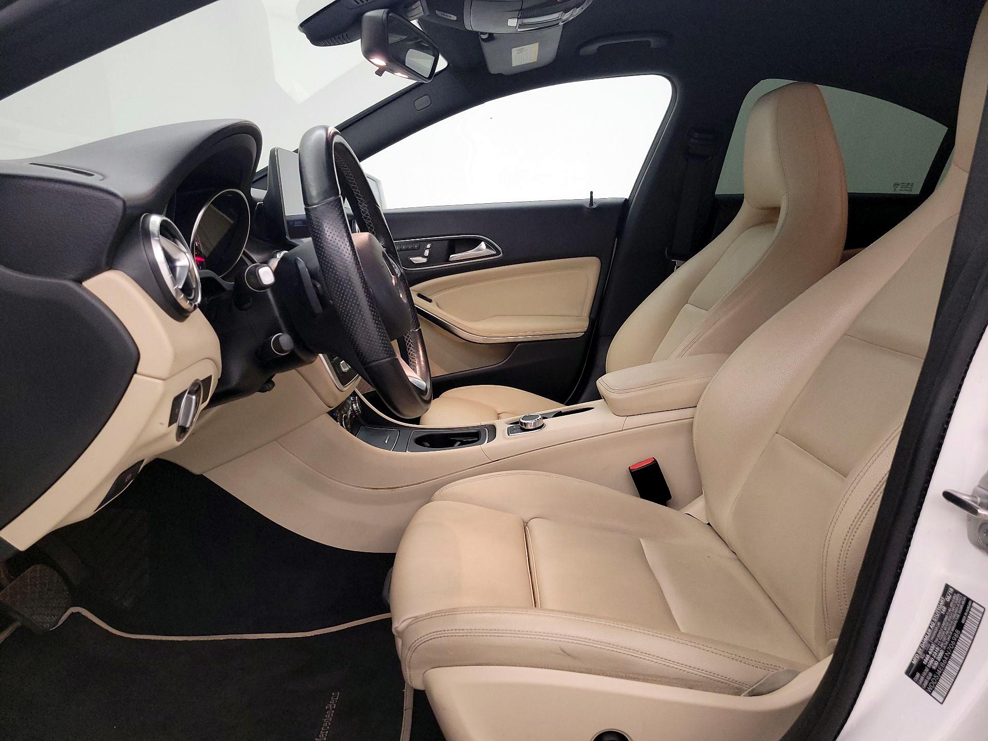 Thumbnail: 2019 Mercedes-Benz CLA - 11