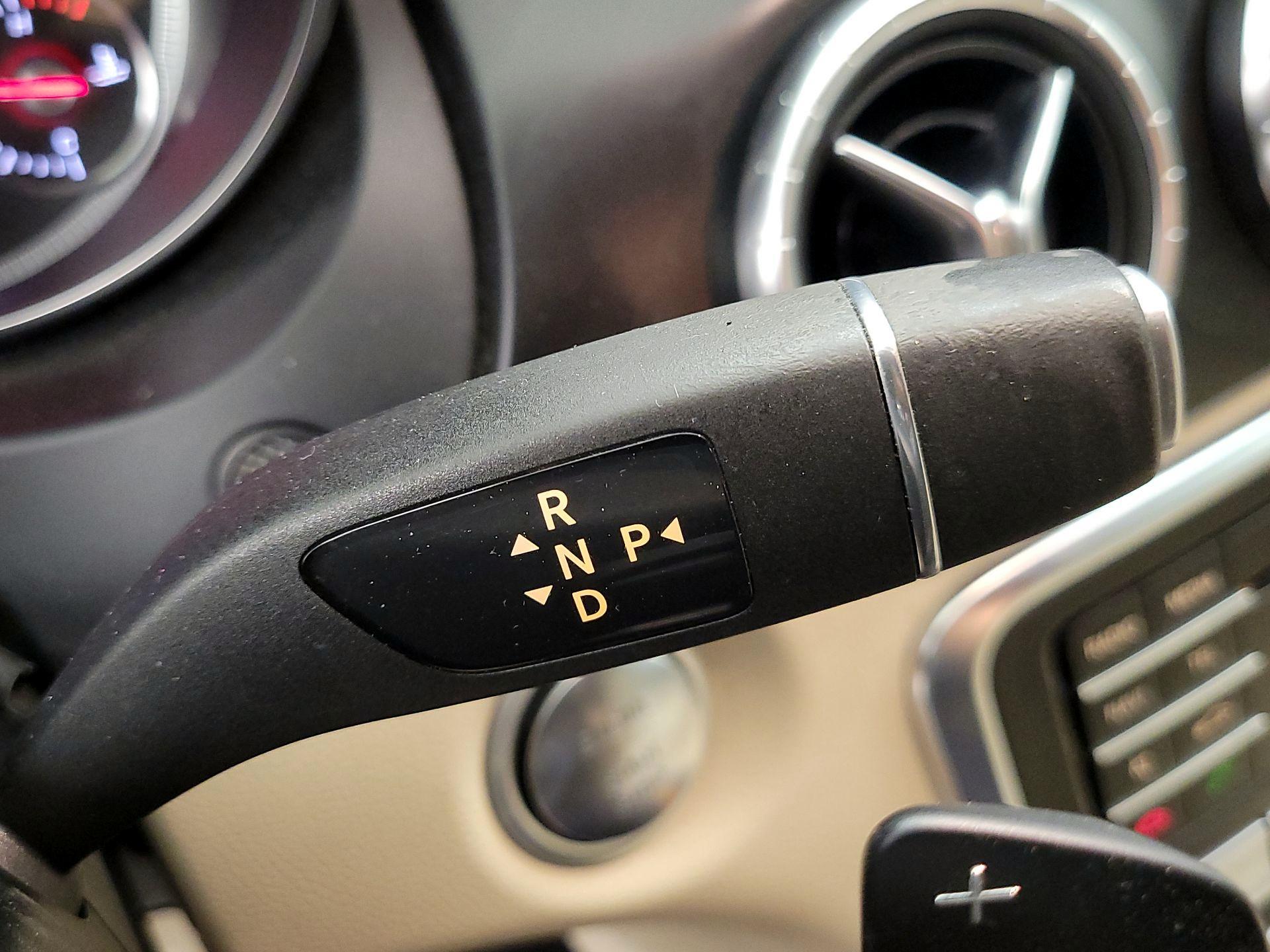 Thumbnail: 2019 Mercedes-Benz CLA - 17