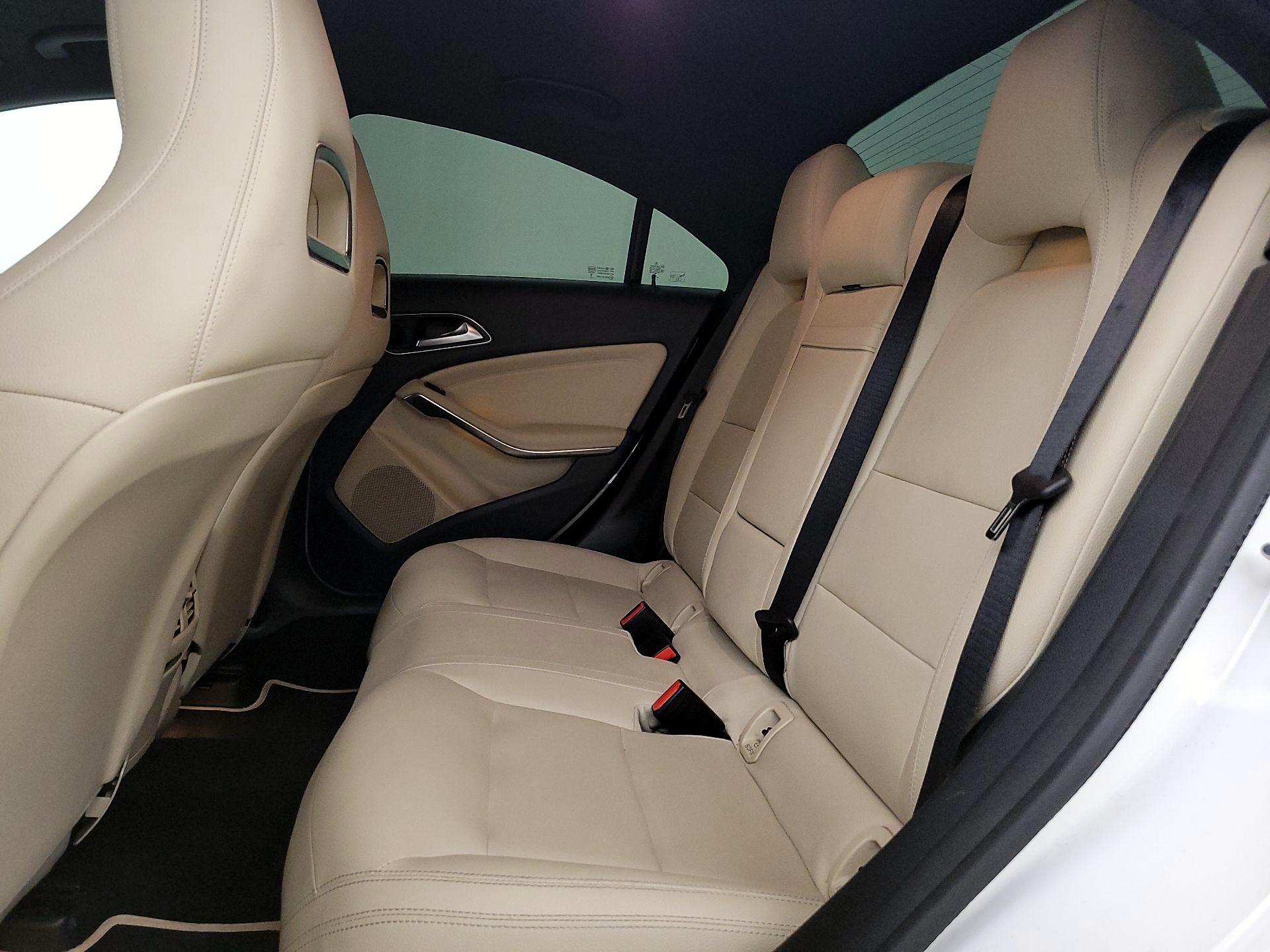 Thumbnail: 2019 Mercedes-Benz CLA - 18