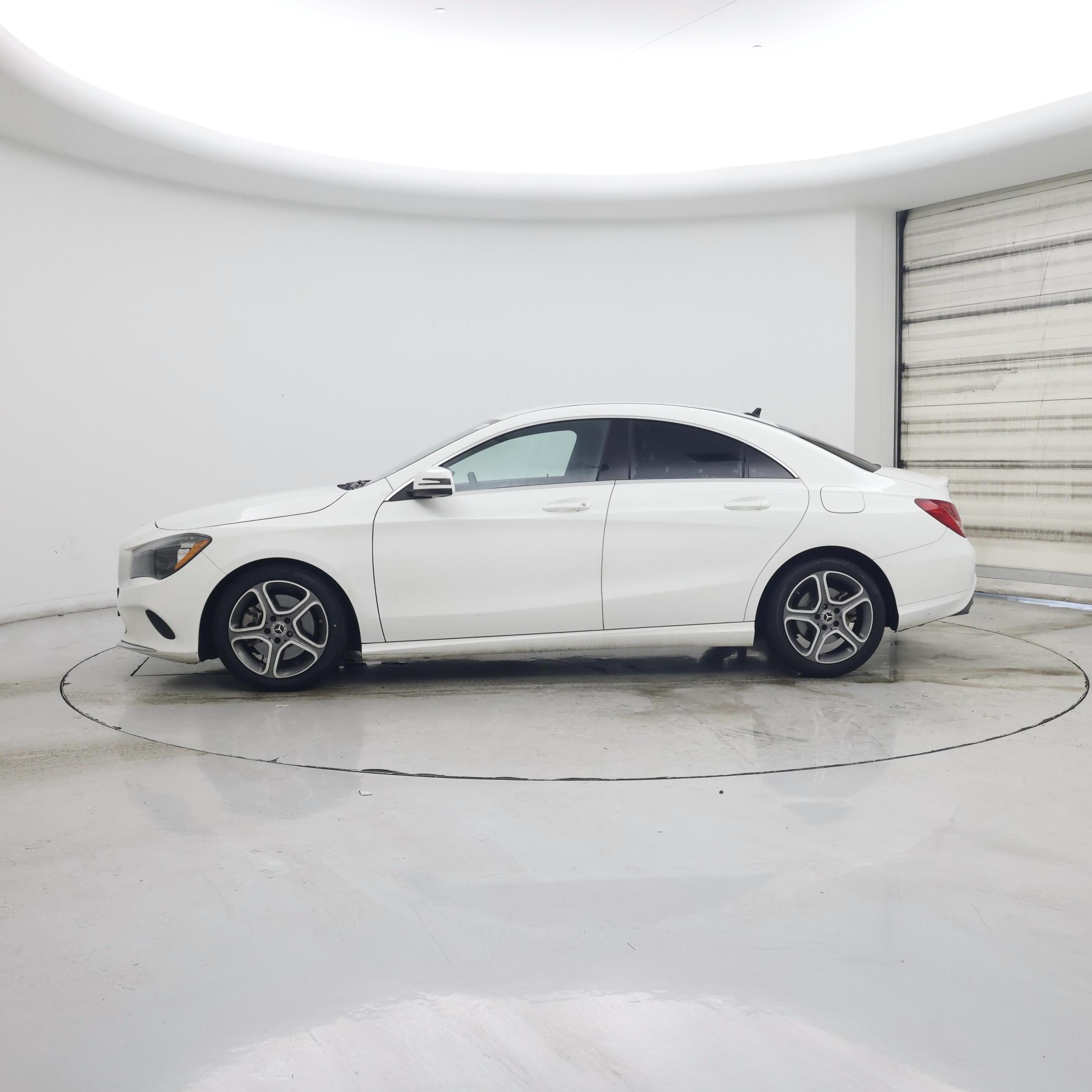 Thumbnail: 2019 Mercedes-Benz CLA - 3