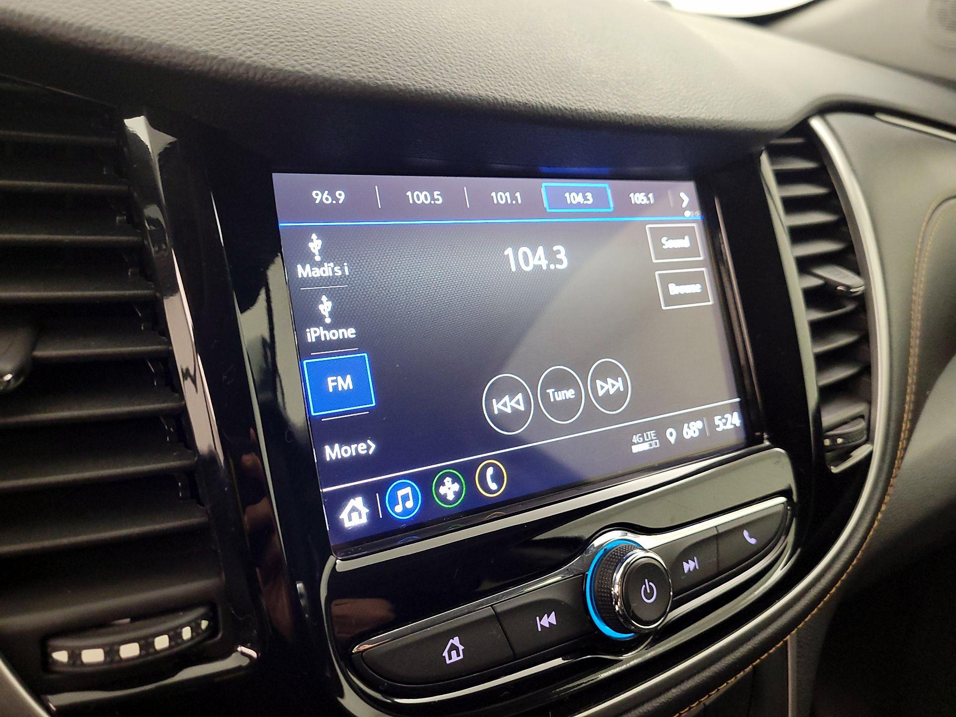 Thumbnail: 2018 Chevrolet Trax - 15