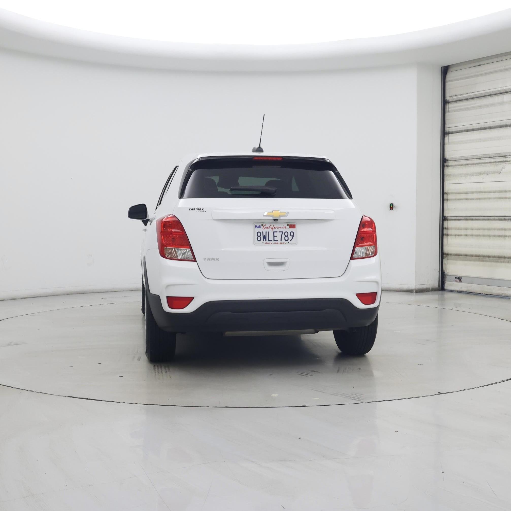 Thumbnail: 2018 Chevrolet Trax - 6