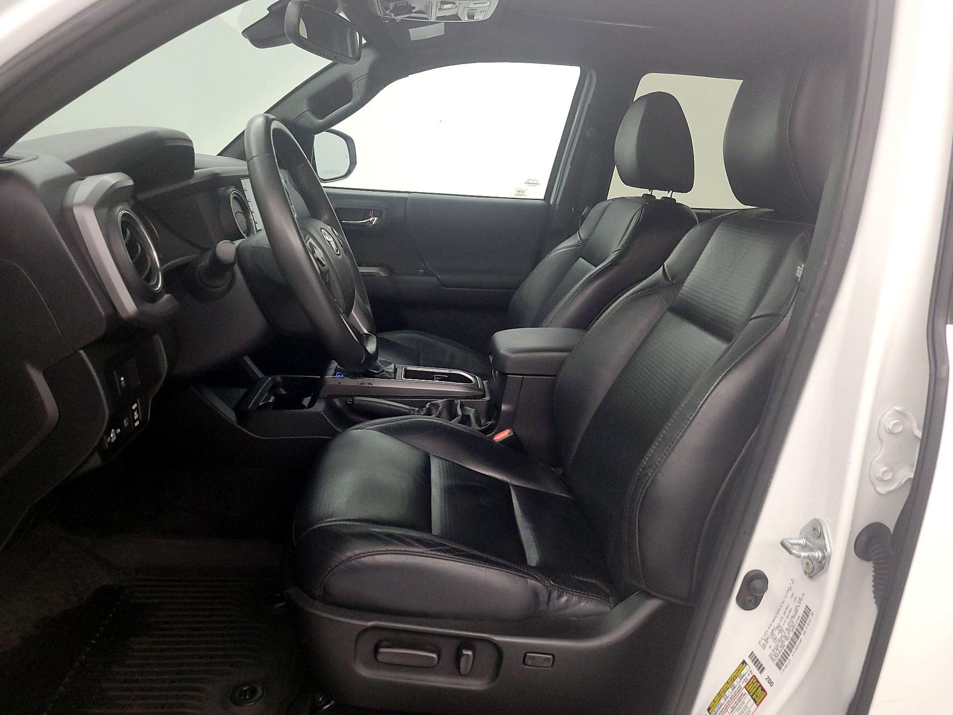 Thumbnail: 2021 Toyota Tacoma - 11