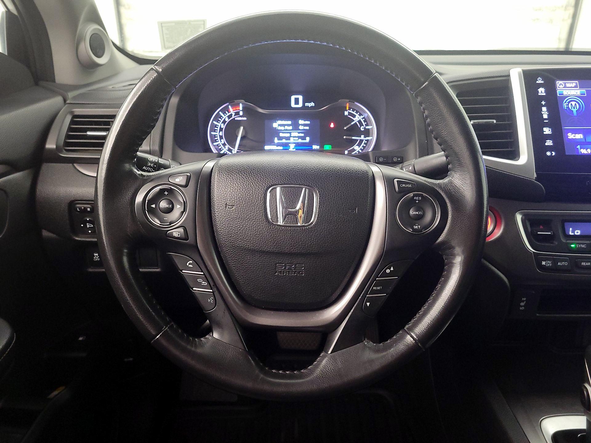 Thumbnail: 2019 Honda Ridgeline - 10