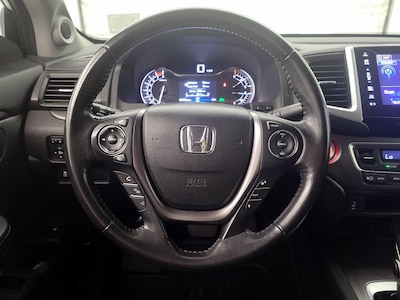 Steering Wheel & Instrument Cluster (On)