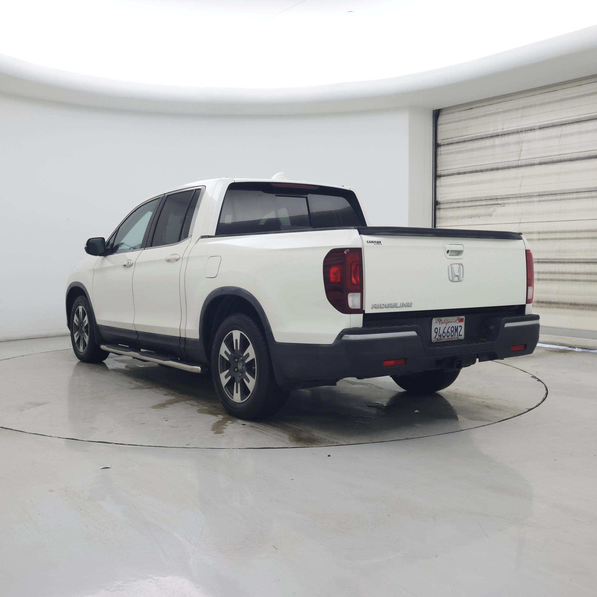 Thumbnail: 2019 Honda Ridgeline - 2