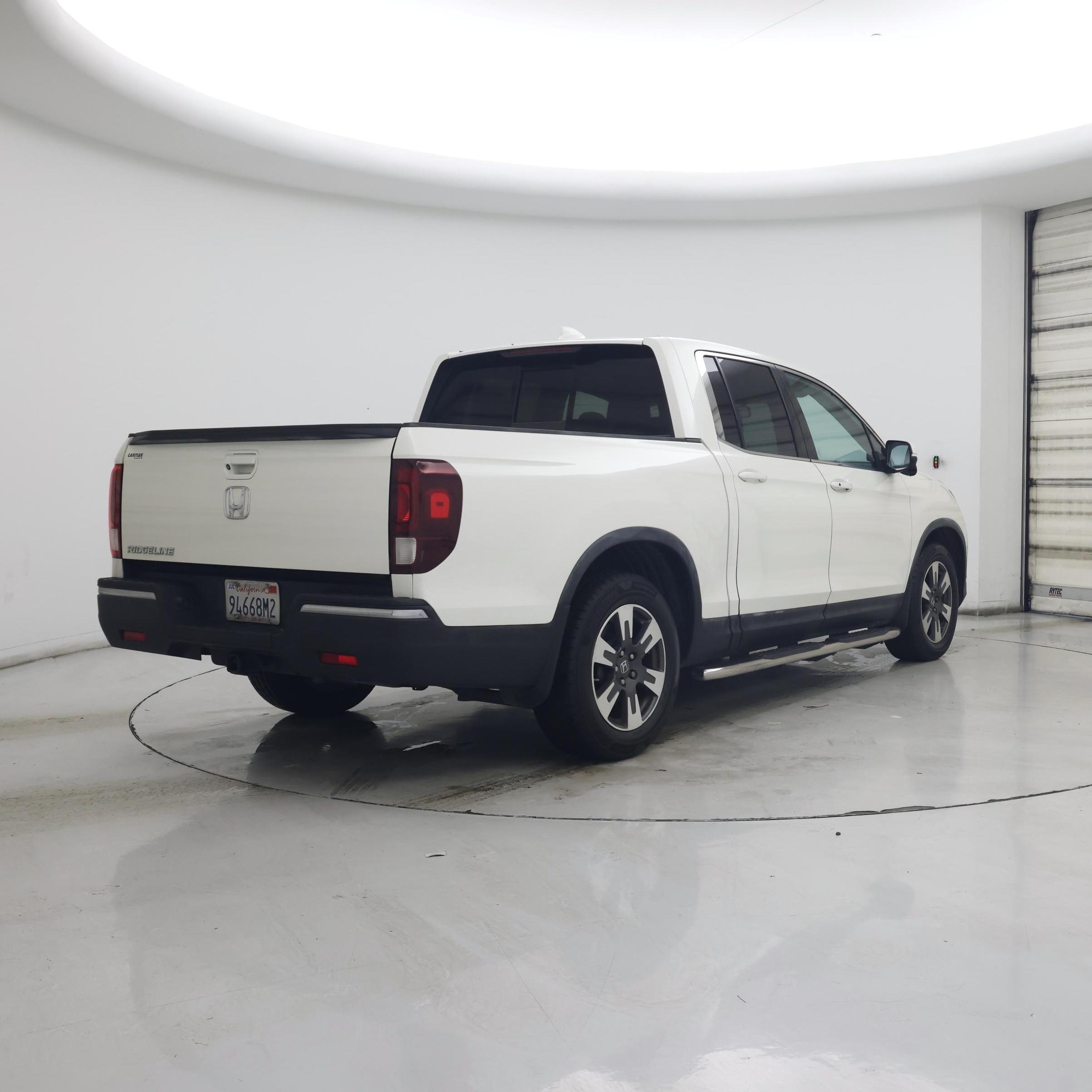 Thumbnail: 2019 Honda Ridgeline - 8