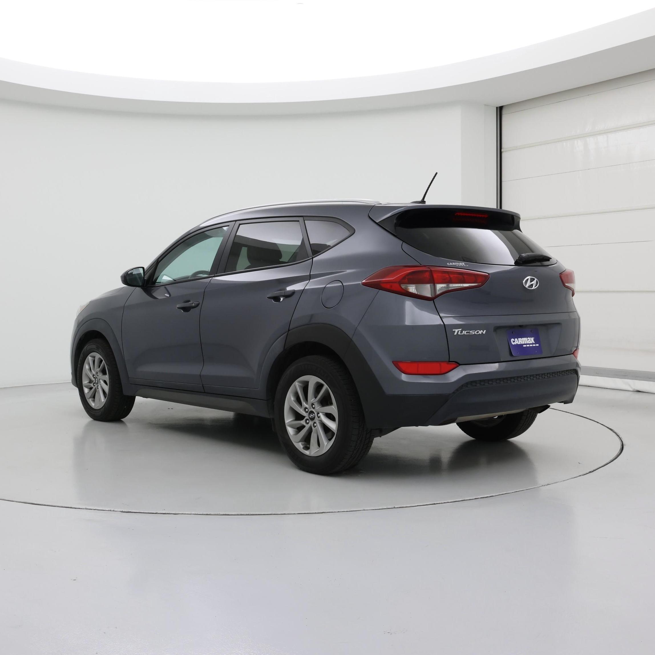 Thumbnail: 2016 Hyundai Tucson - 2