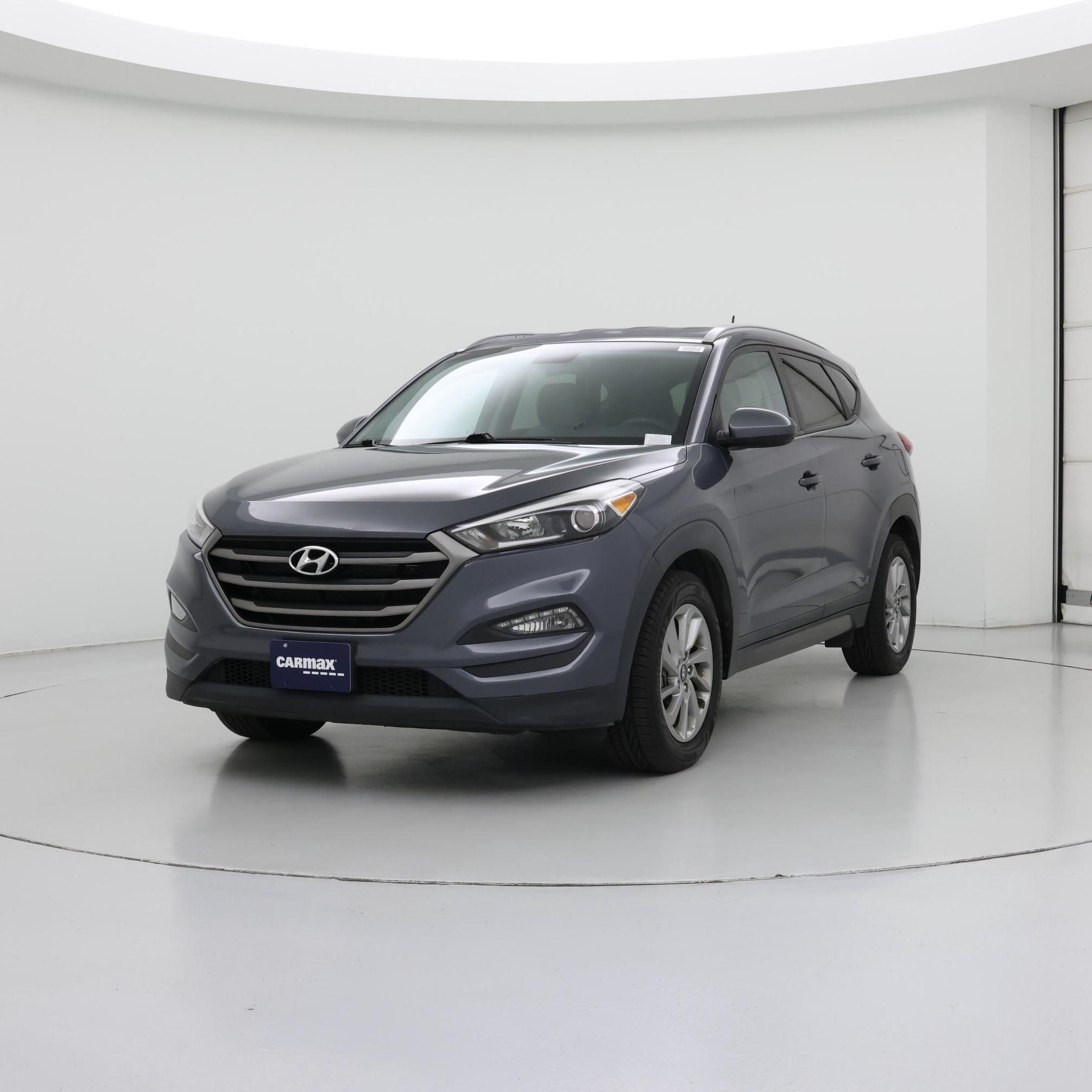 Thumbnail: 2016 Hyundai Tucson - 4