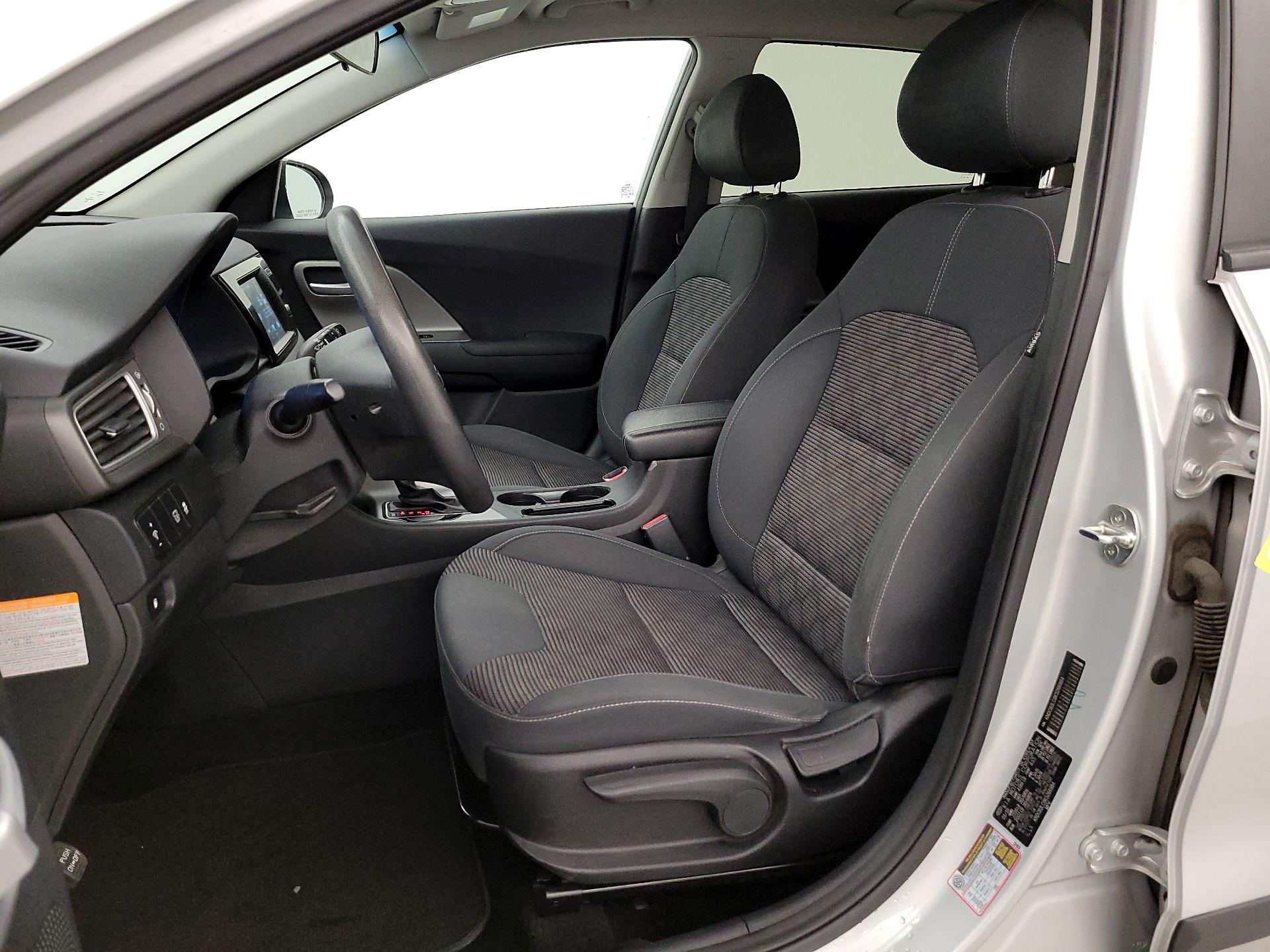 Thumbnail: 2019 Kia Niro - 11