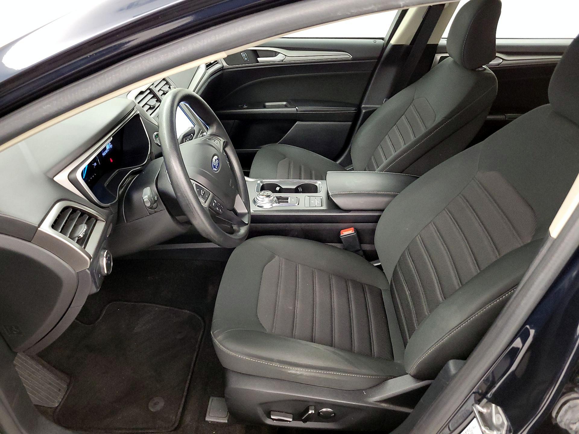 Thumbnail: 2020 Ford Fusion - 11