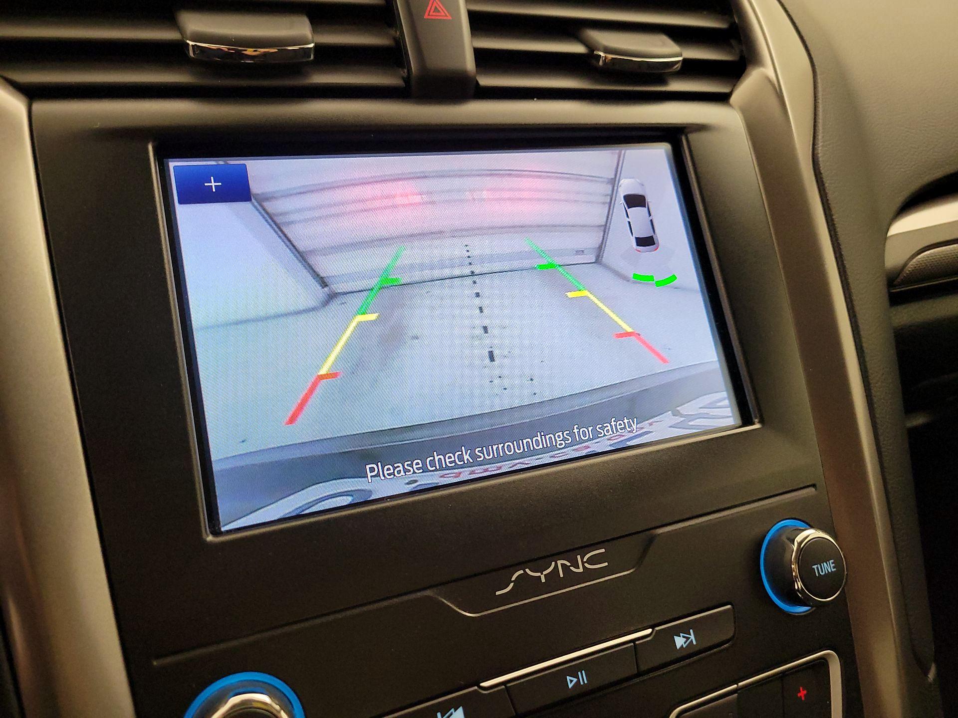 Thumbnail: 2020 Ford Fusion - 15