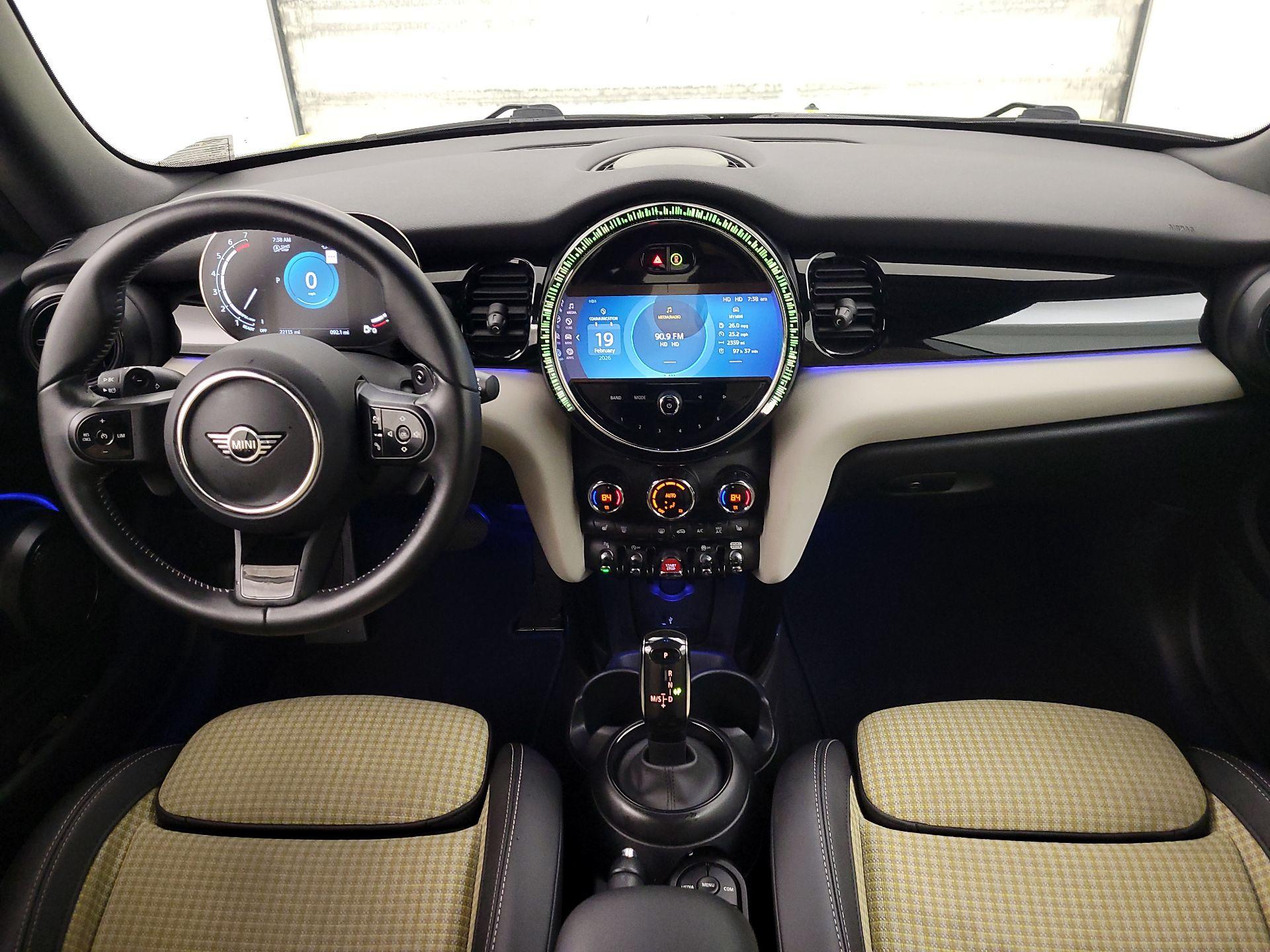 Thumbnail: 2022 MINI Cooper - 9