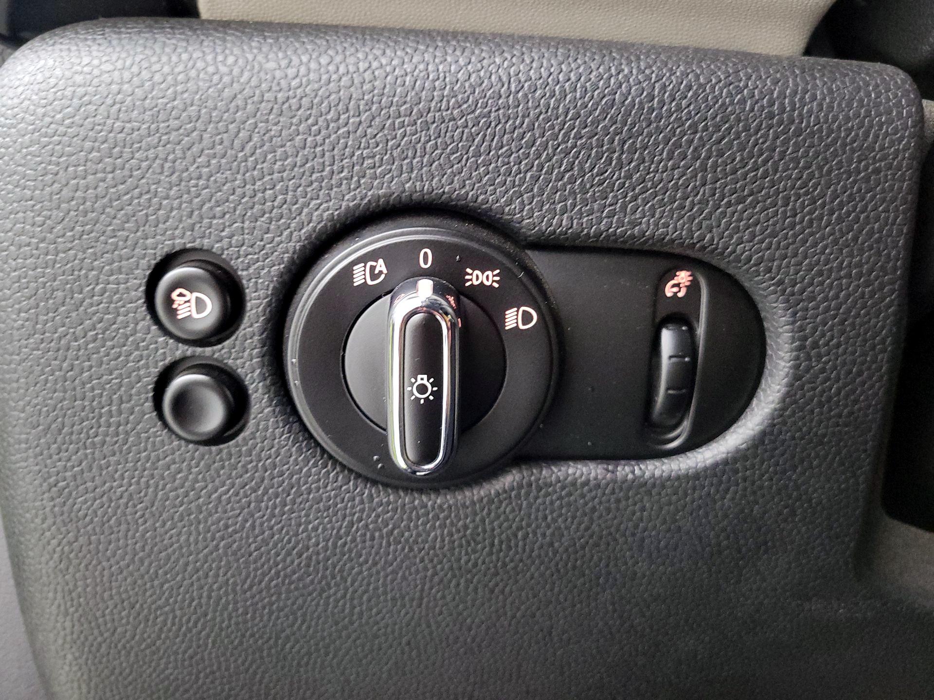 Thumbnail: 2022 MINI Cooper - 13