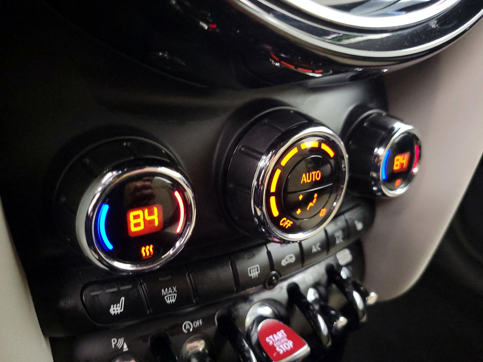 Thumbnail: 2022 MINI Cooper - 16