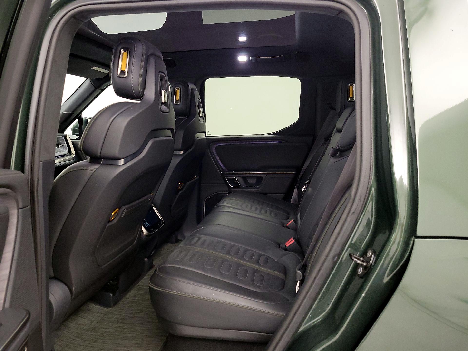 Thumbnail: 2022 Rivian R1T - 19