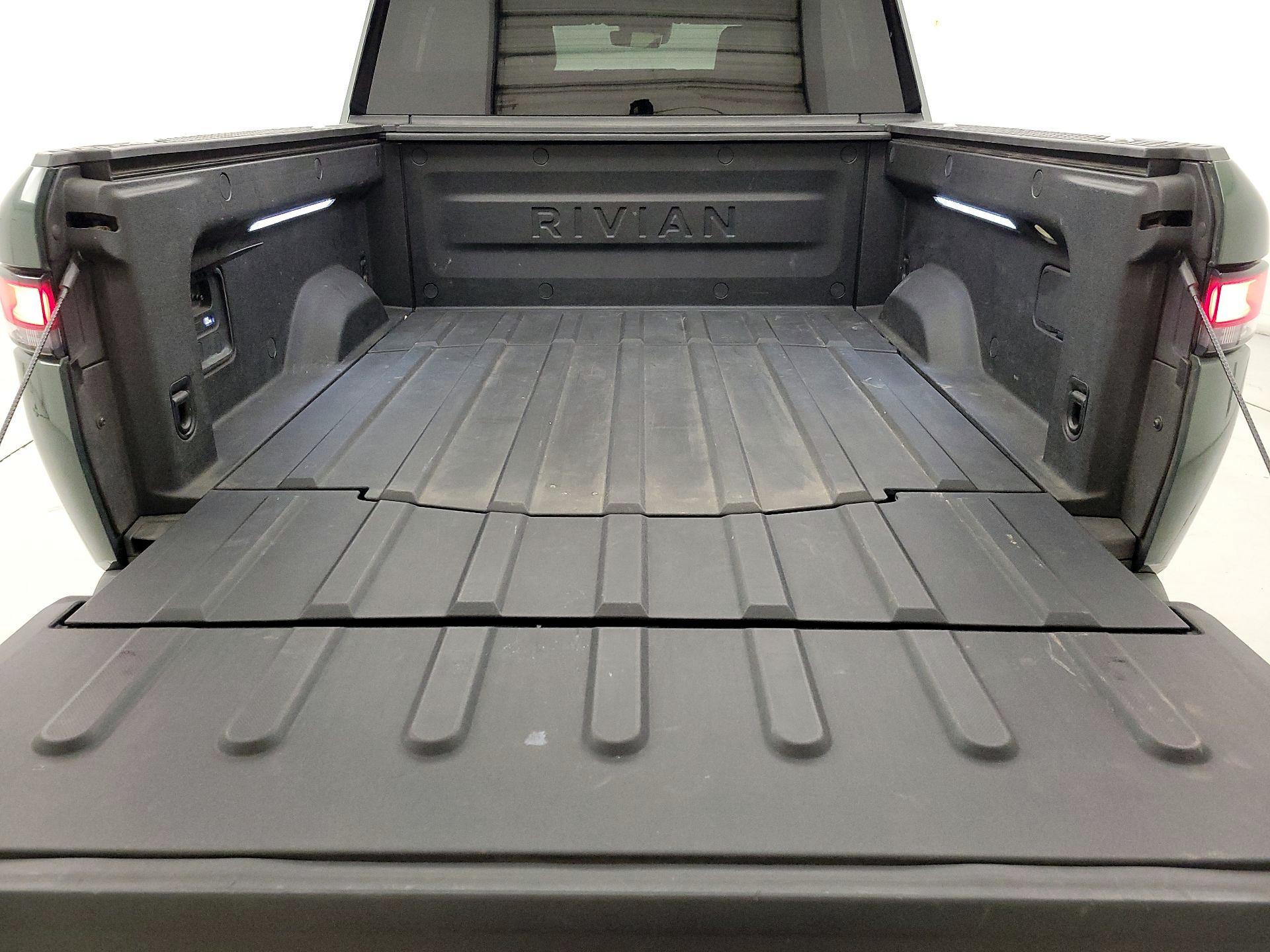 Thumbnail: 2022 Rivian R1T - 20