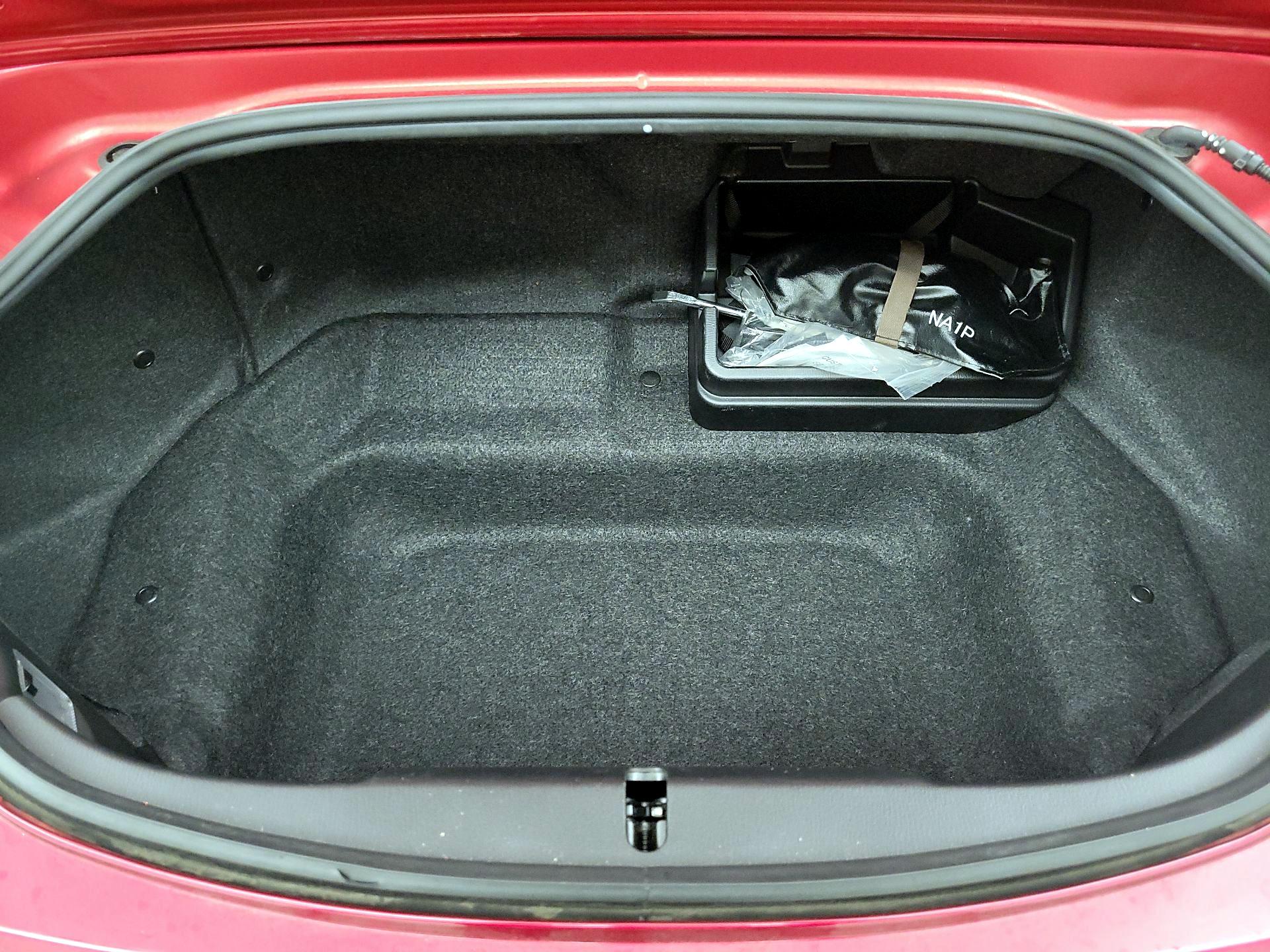 Thumbnail: 2021 Mazda MX-5 Miata - 19