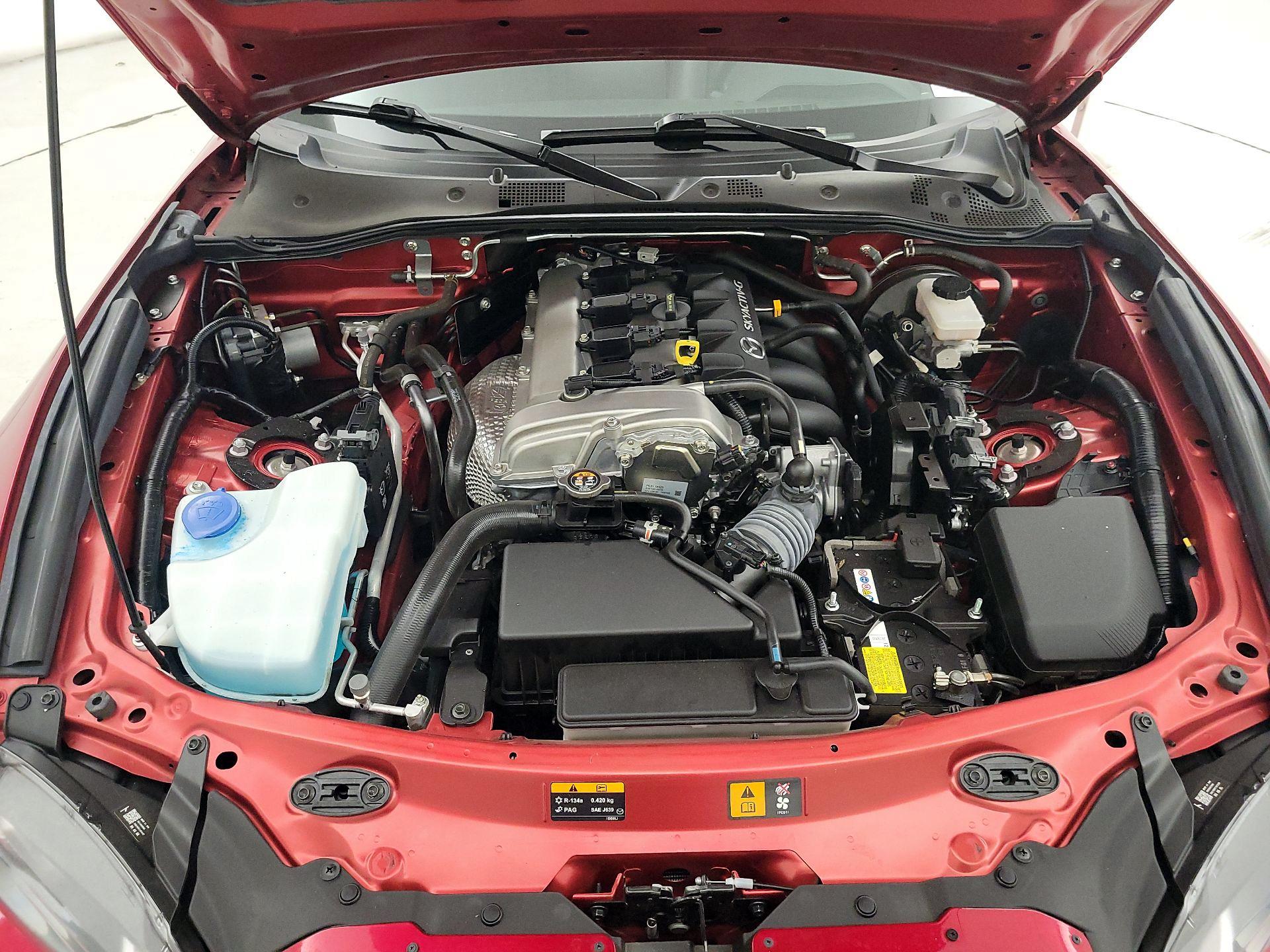 Thumbnail: 2021 Mazda MX-5 Miata - 20