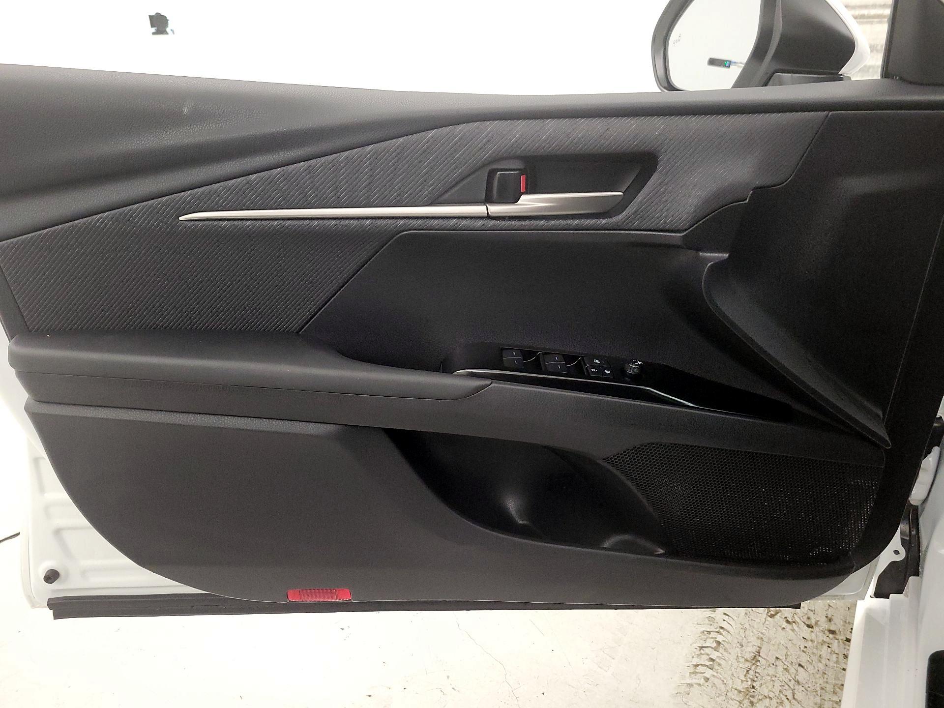 Thumbnail: 2026 Toyota Camry - 12