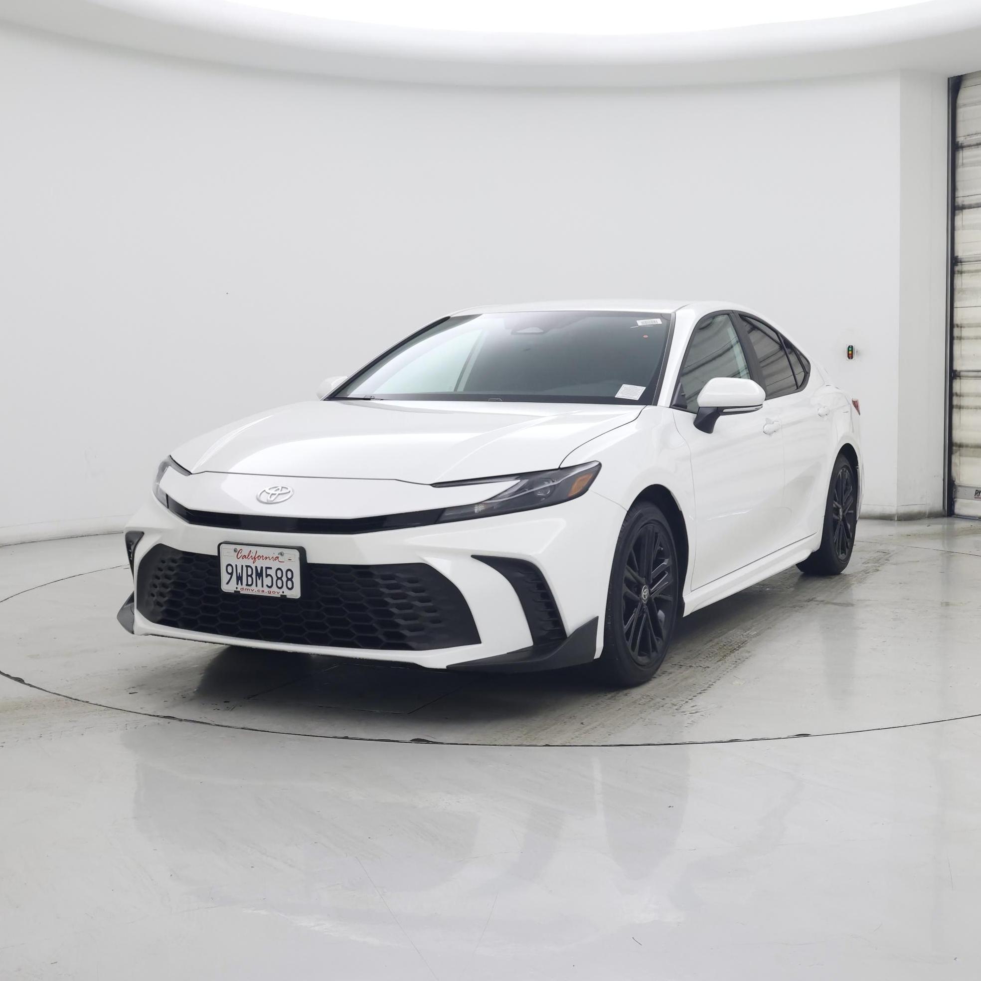 Thumbnail: 2026 Toyota Camry - 4