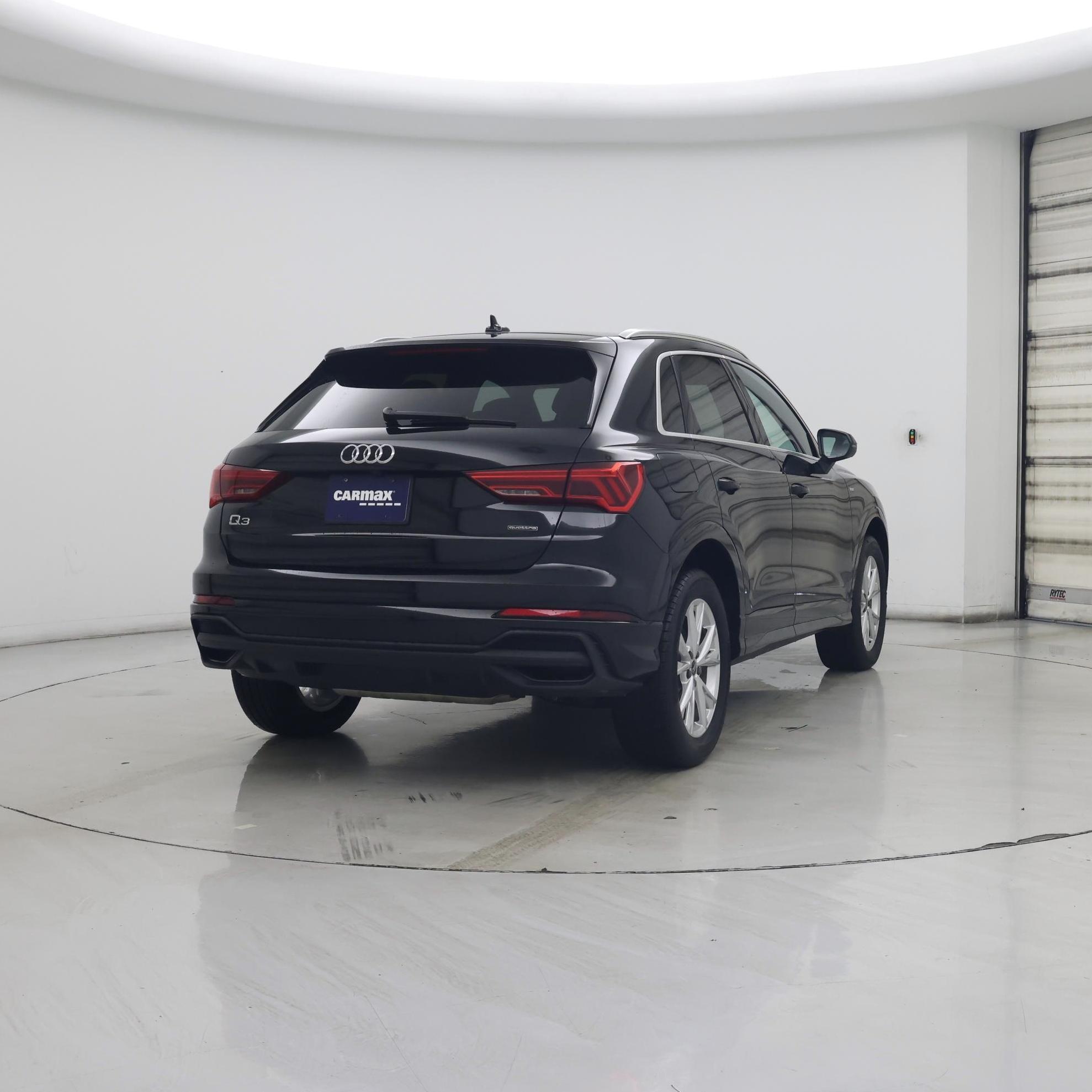 Thumbnail: 2025 Audi Q3 - 8