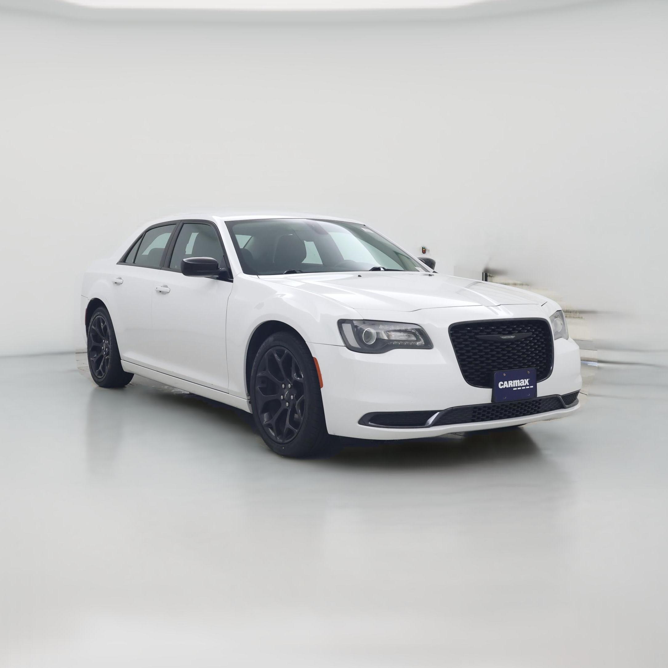 Thumbnail: 2019 Chrysler 300 - 1