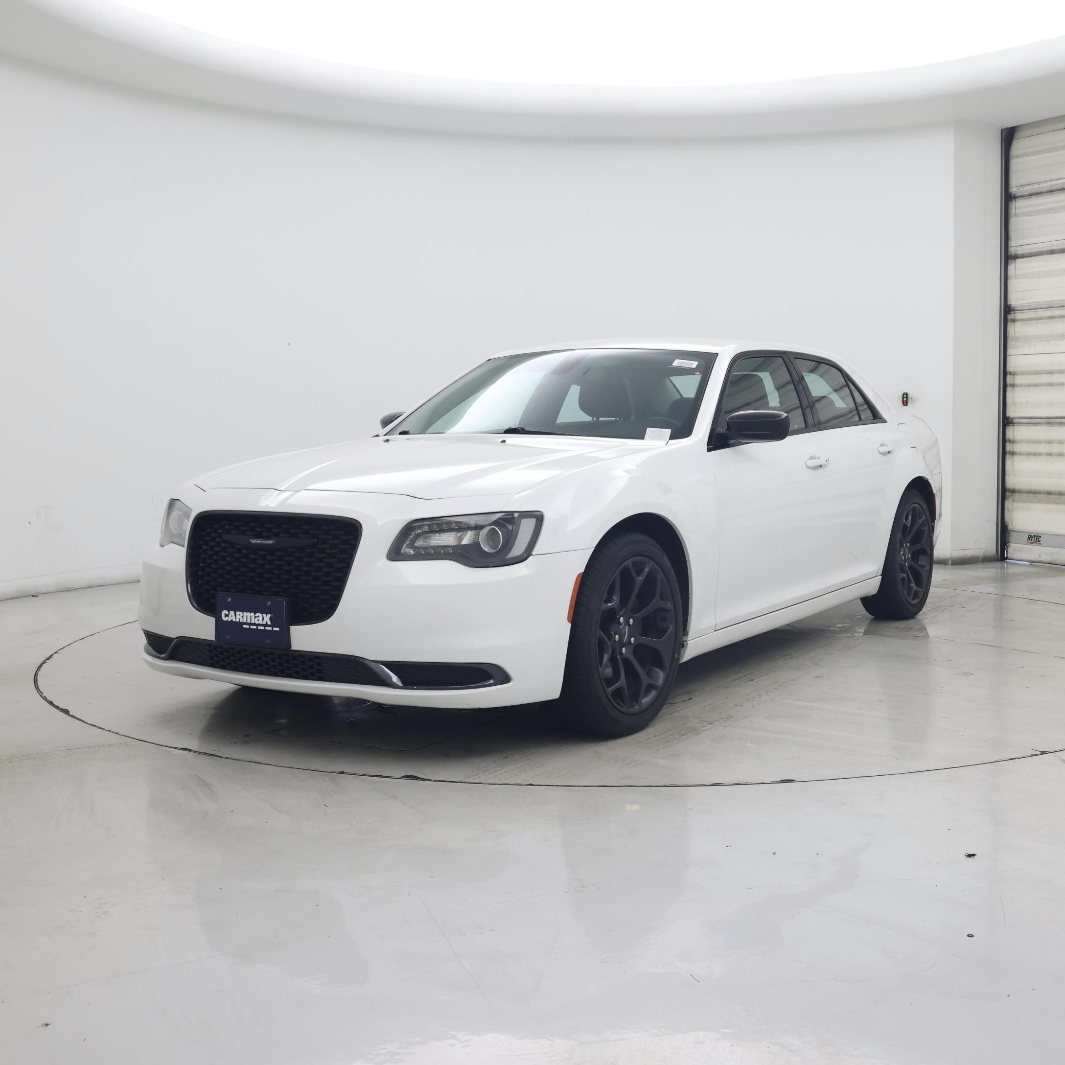 Thumbnail: 2019 Chrysler 300 - 4