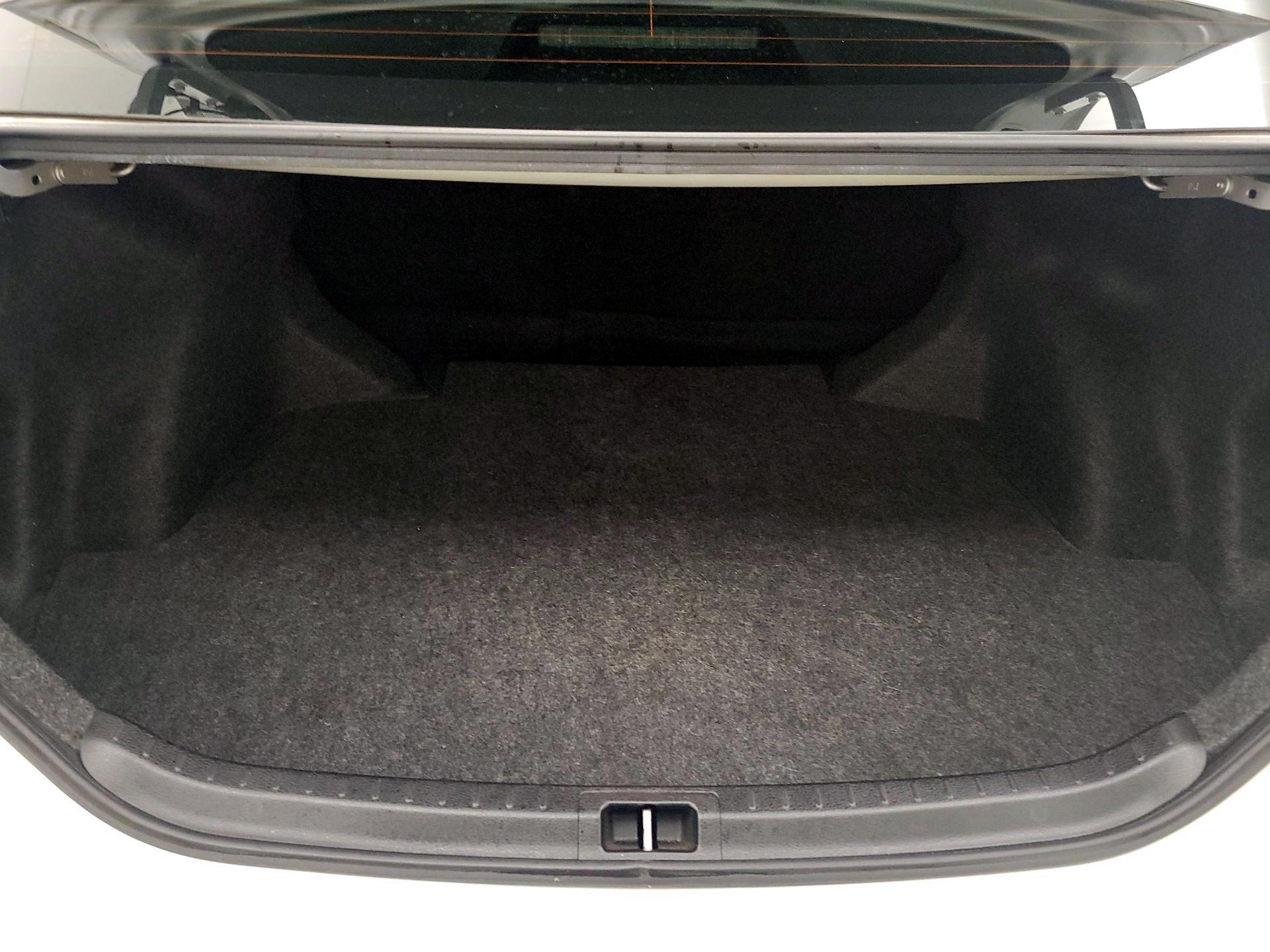 Thumbnail: 2019 Toyota Corolla - 20