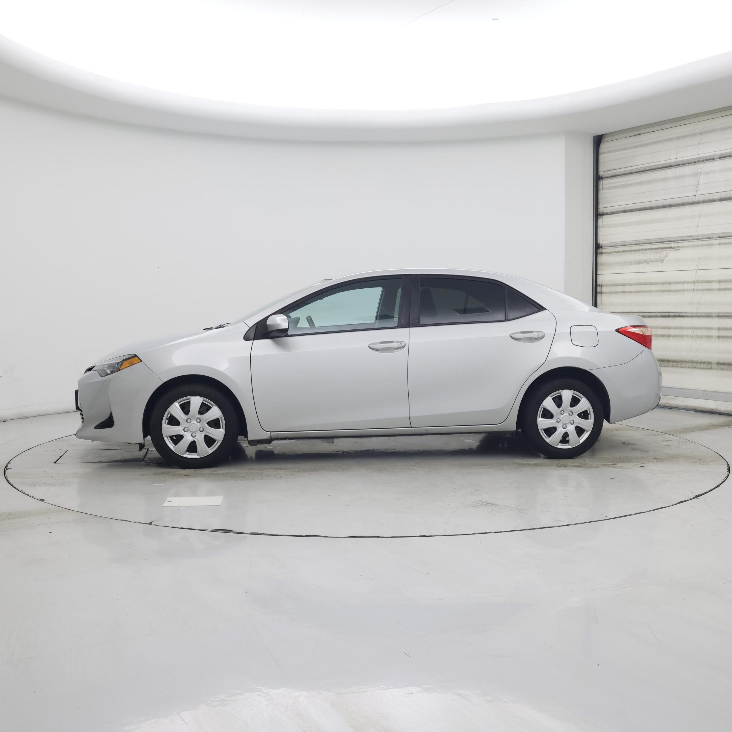 Thumbnail: 2019 Toyota Corolla - 3